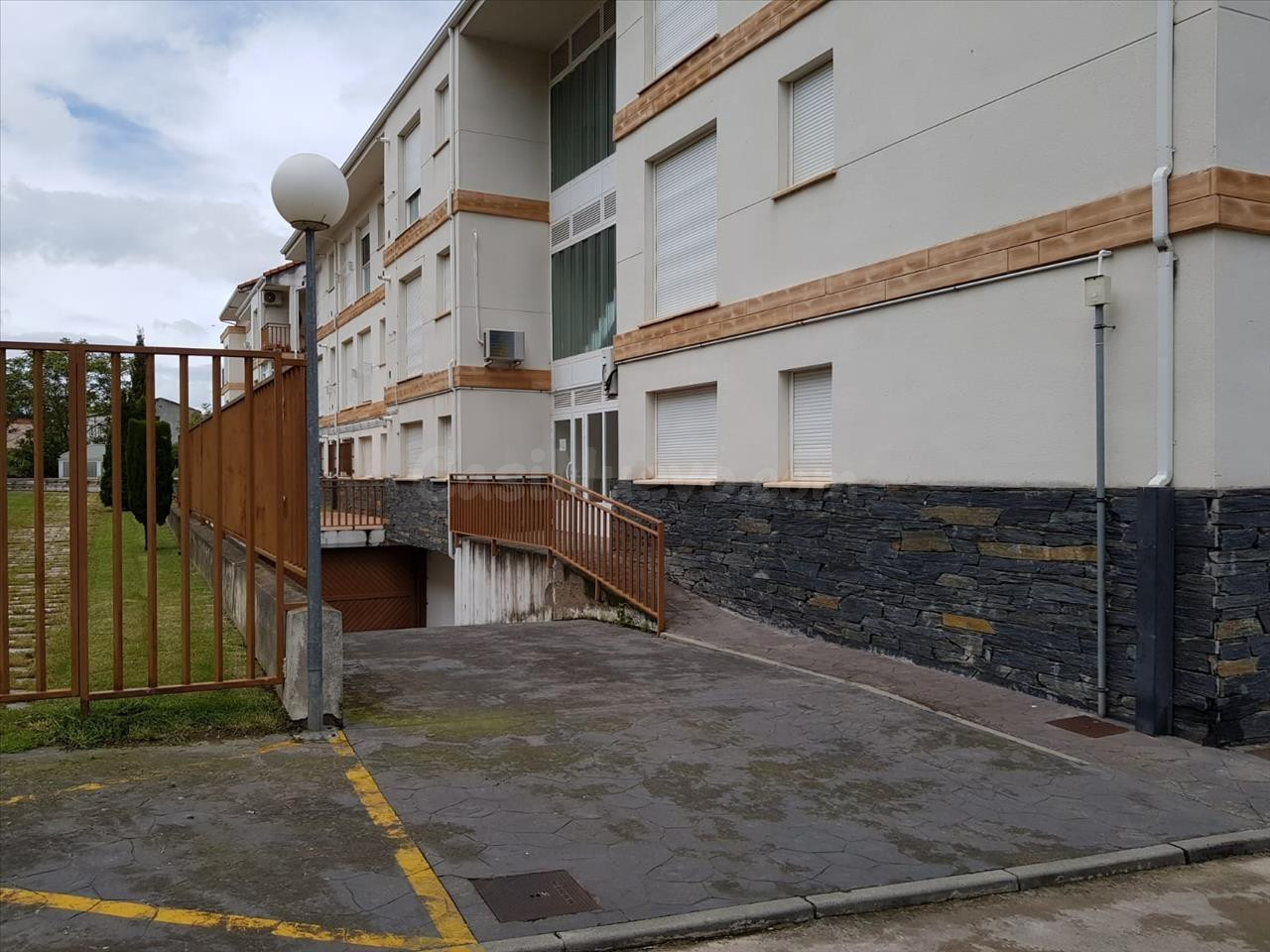 Plaza de Garaje en Maria Pérez "Hervas" - foto 2