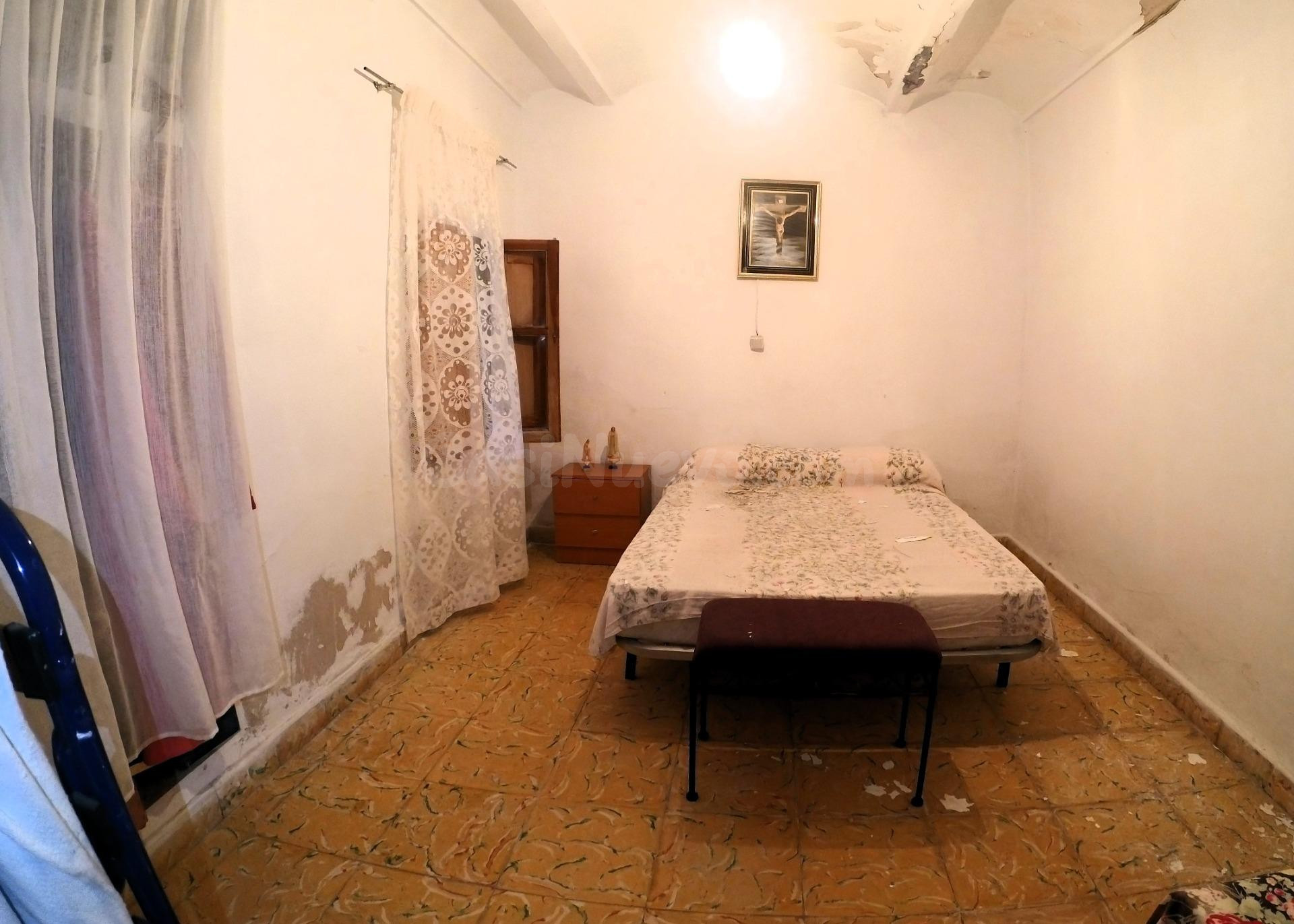 Casa con parcela en Valdeobispo - foto 5