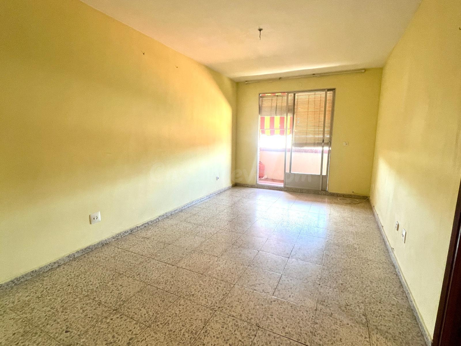 PISO EN VENTA EN CARCABOSO - foto 2