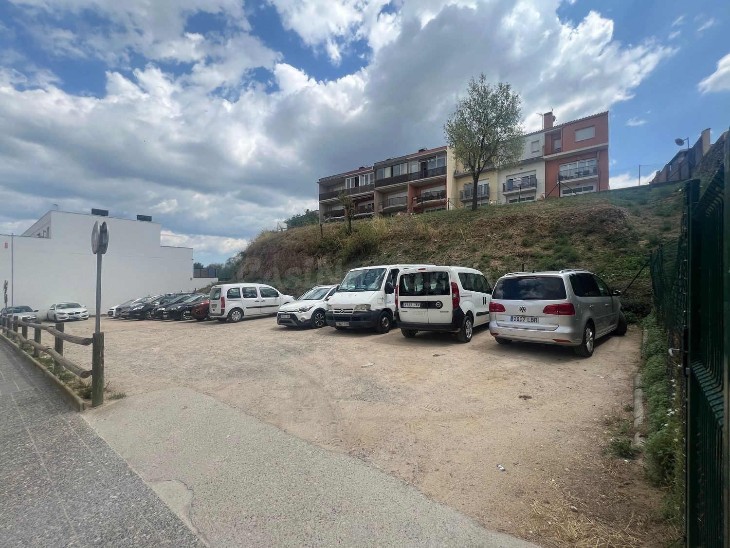 Terreno urbanizable 1997m² en venta - Pueblo 50 - foto 3