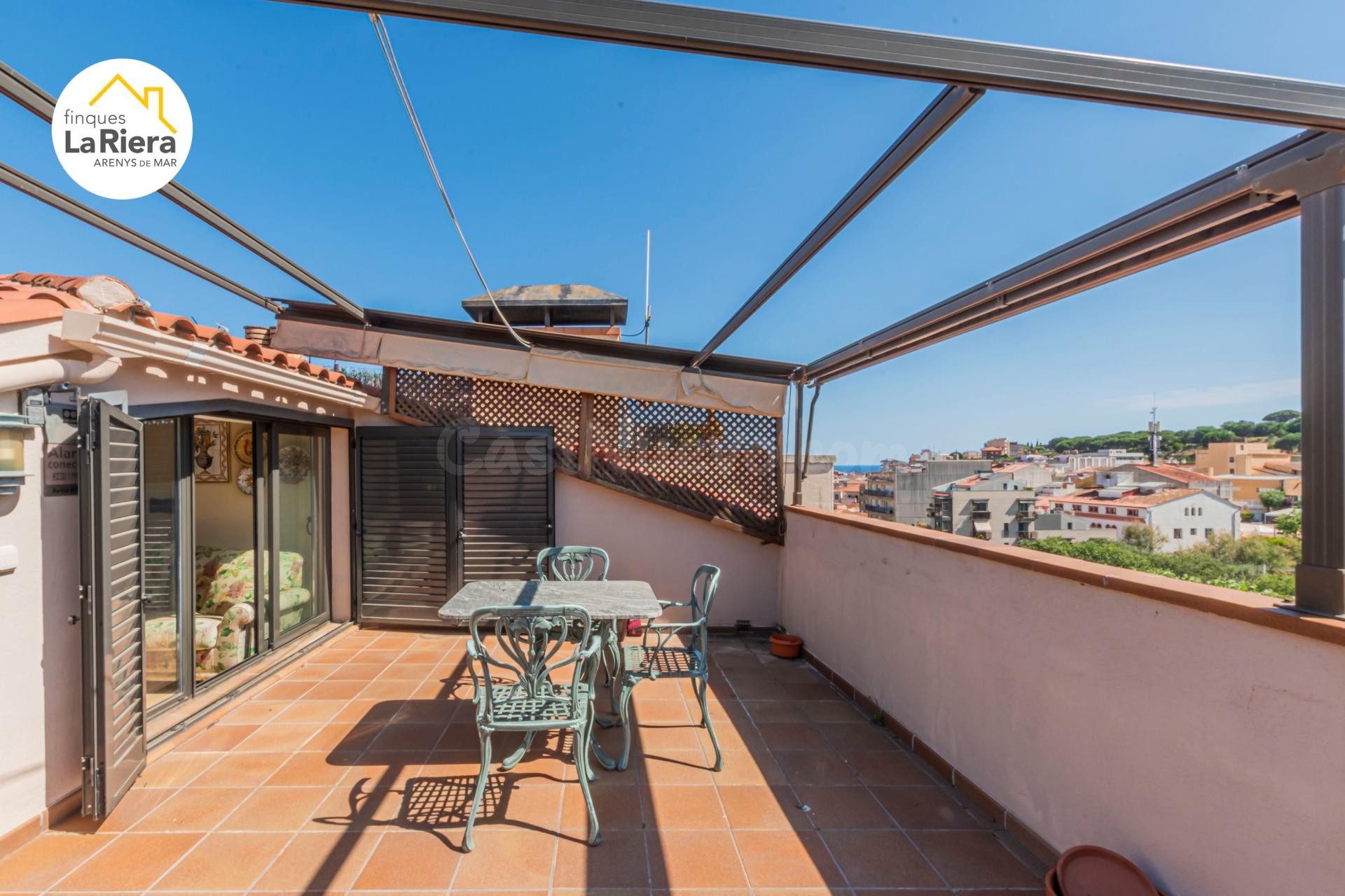 ÁTICO DÚPLEX CÉNTRICO Y ESQUINERO EN ARENYS DE MAR - foto 3