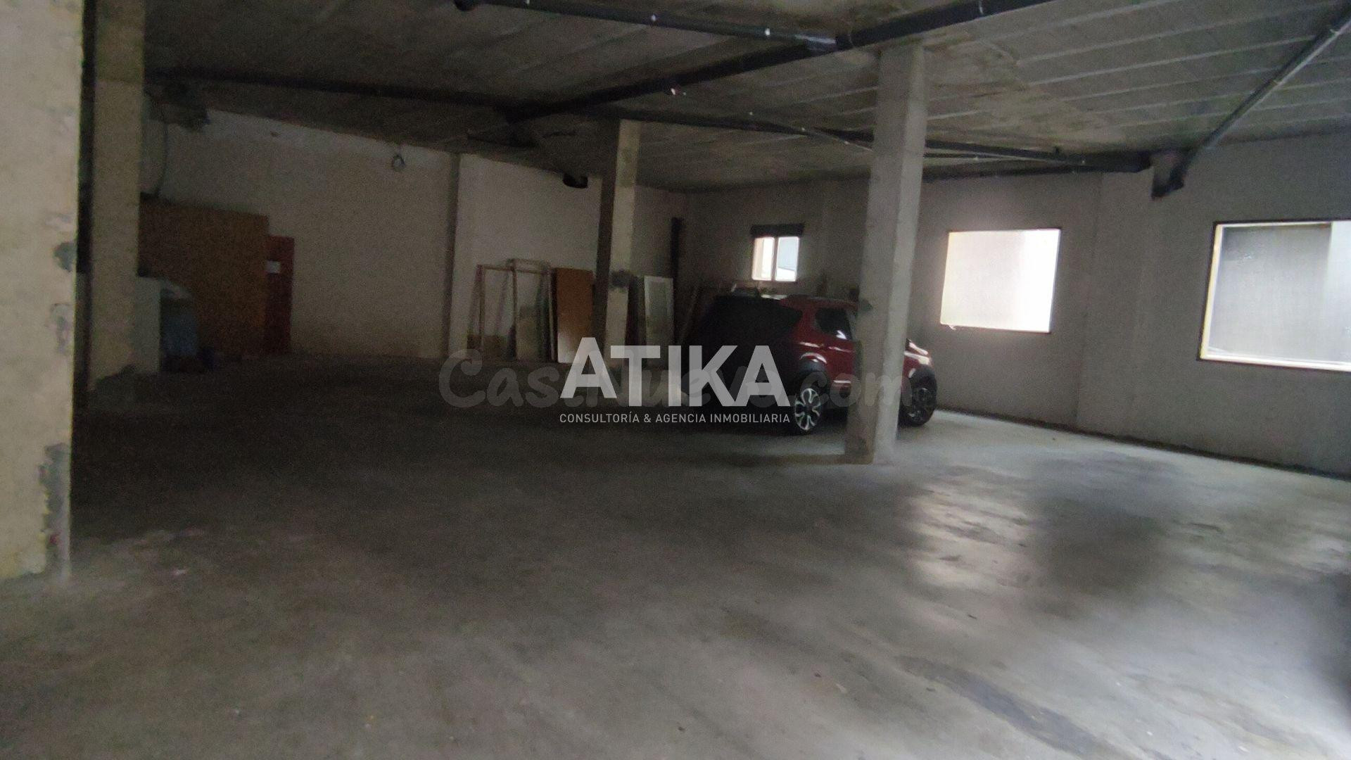 LOCAL COMERCIAL EN ZONA CENTRO, ONTINYENT