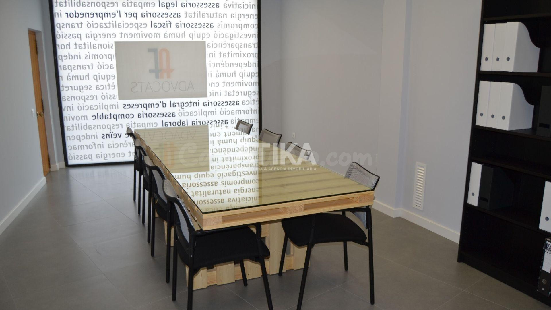 LOCAL COMERCIAL EN ALQUILER - foto 4