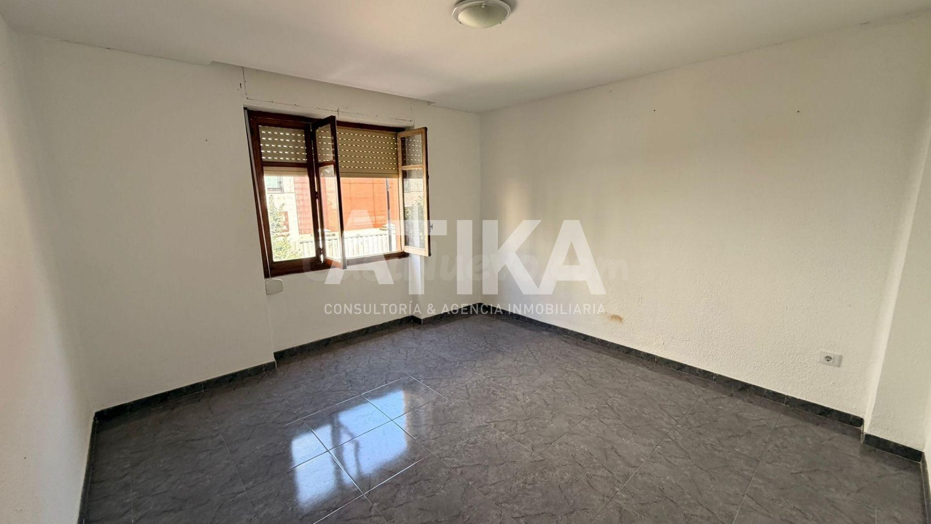 PISO A LA VENTA CERCA UNIVERSIDAD - ONTINYENT - foto 3