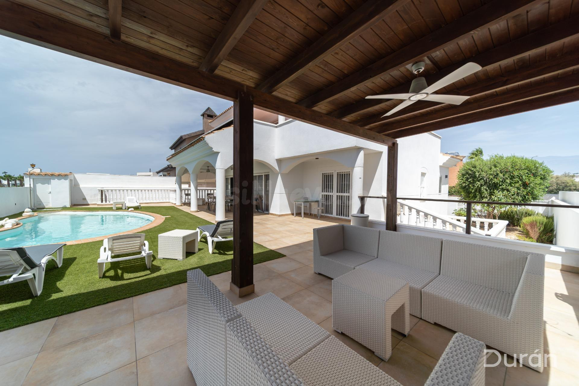 Chalet en venta en Almerimar - foto 5