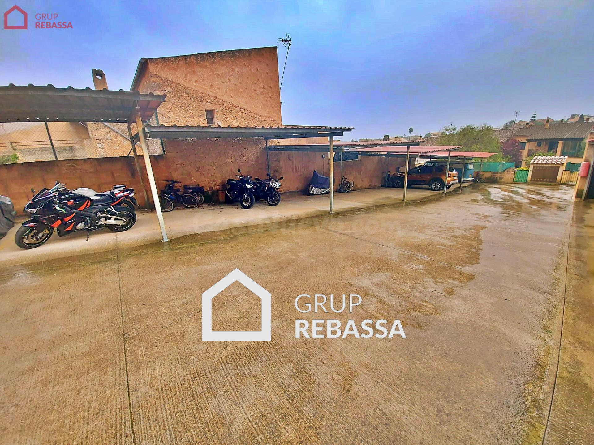 Se ALQUILA parking en el centro de Portol (Marratxí). 12 m2. - foto 3
