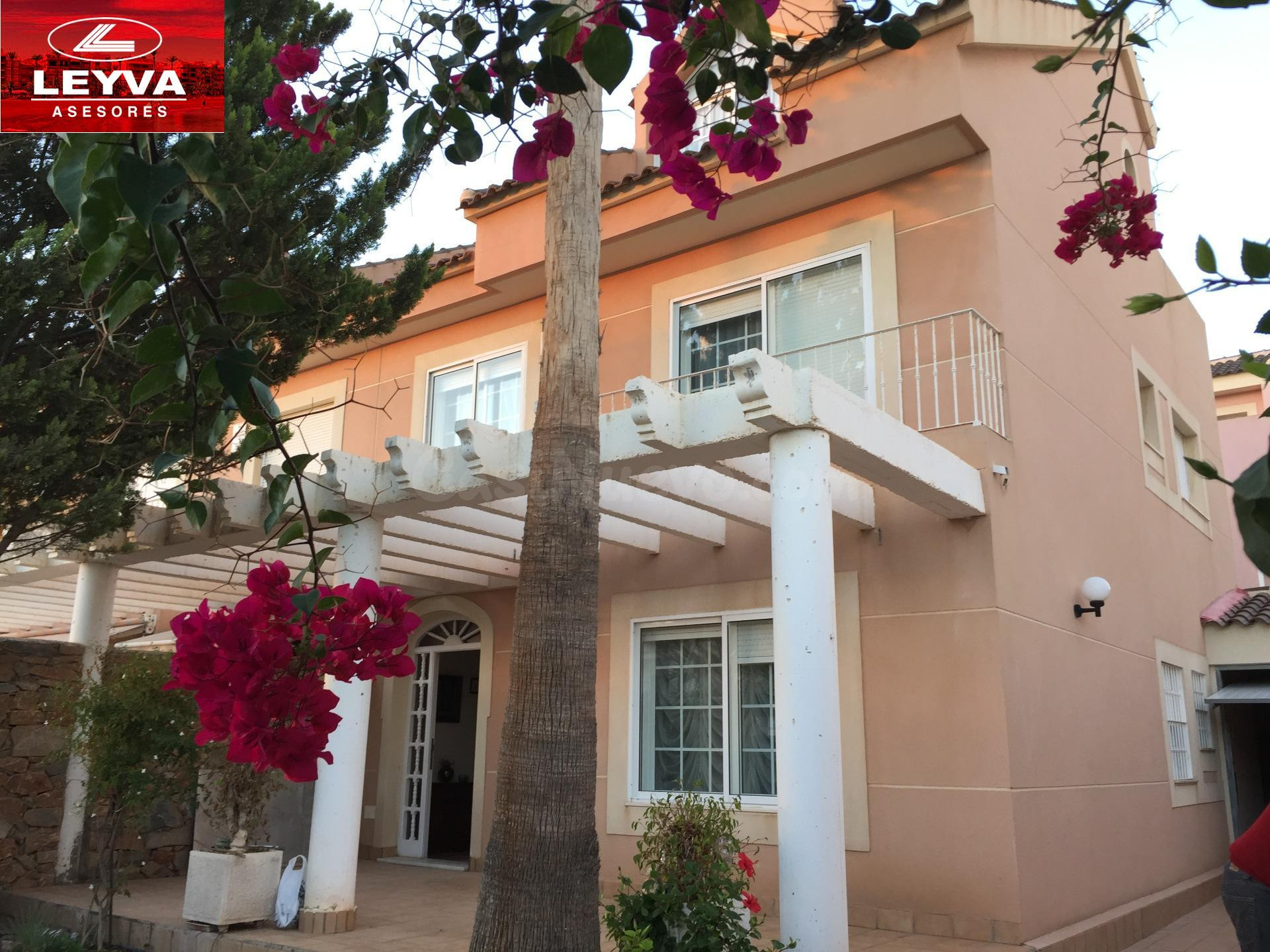 Espectacular Chalet pareado en venta en Puerto de Mazarron
