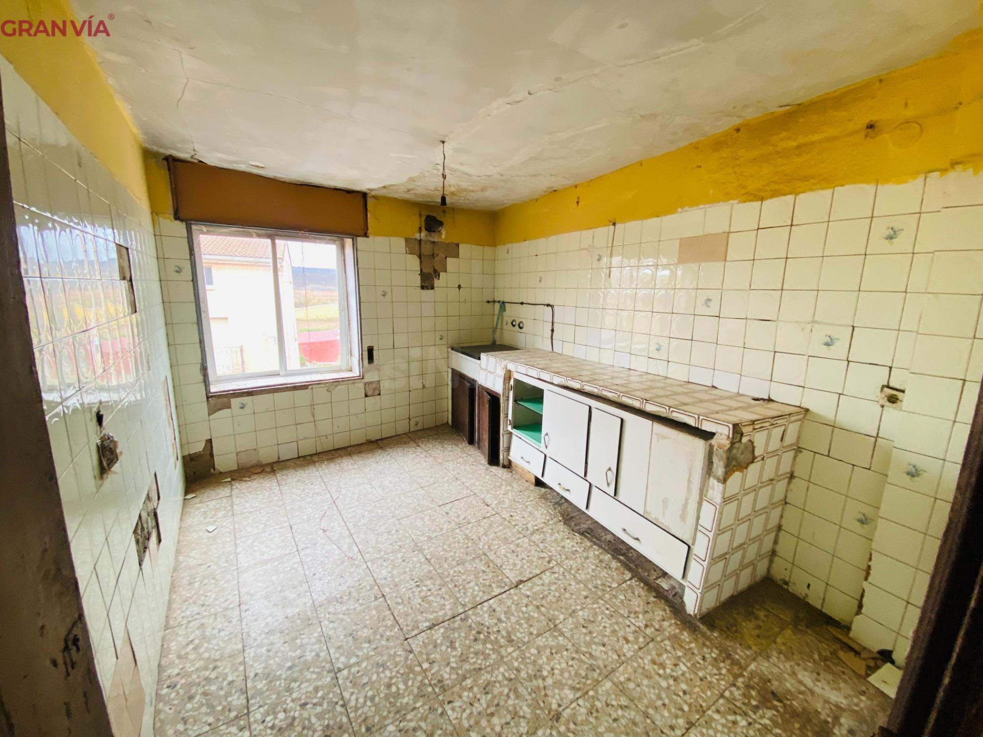 Casa en venta en  Uruñuela - foto 5