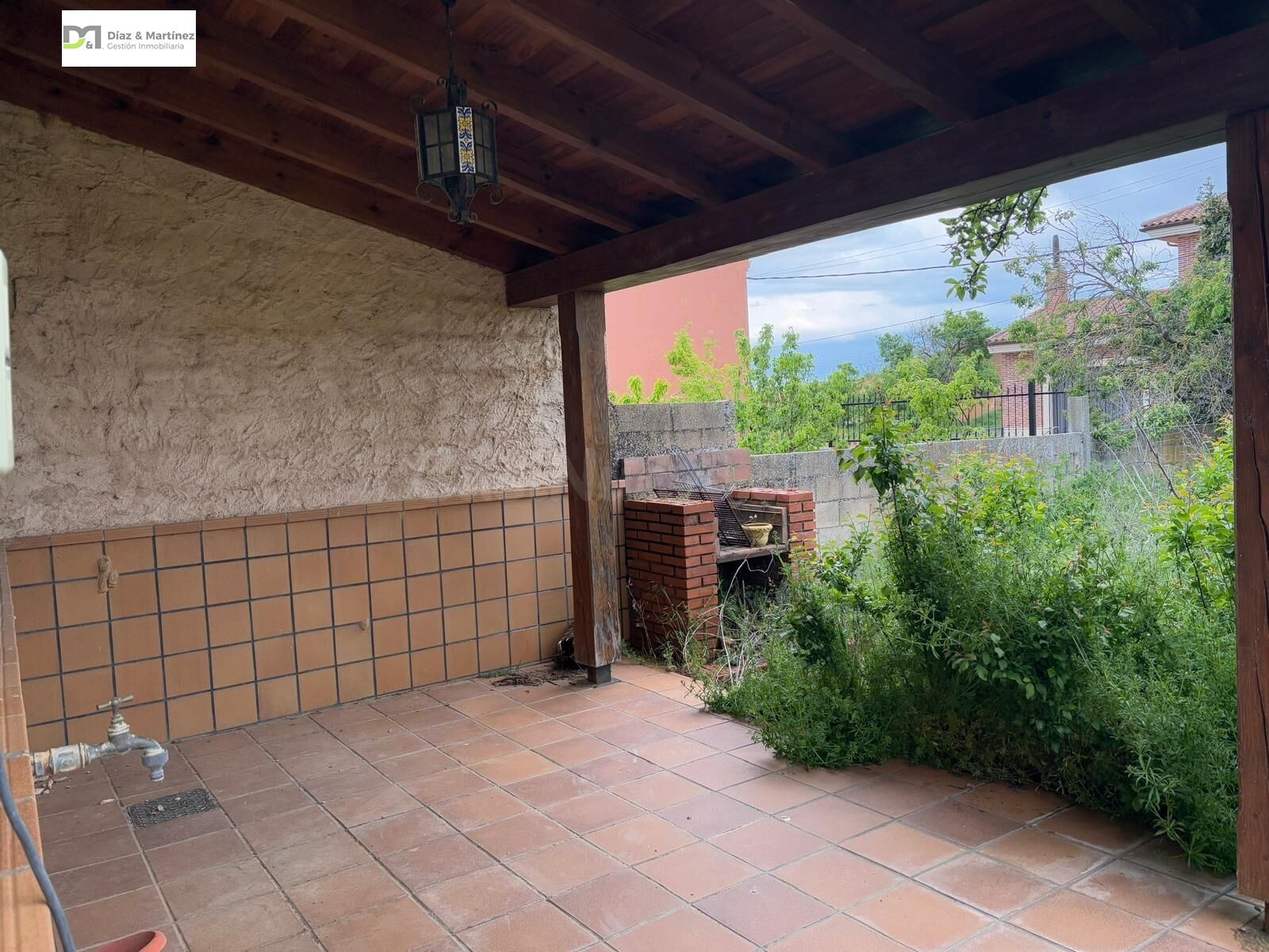 CASA EN VALDESOGO DE 220 M2 Y 790 M2 DE PARCELA, A 9 KM DE L - foto 4