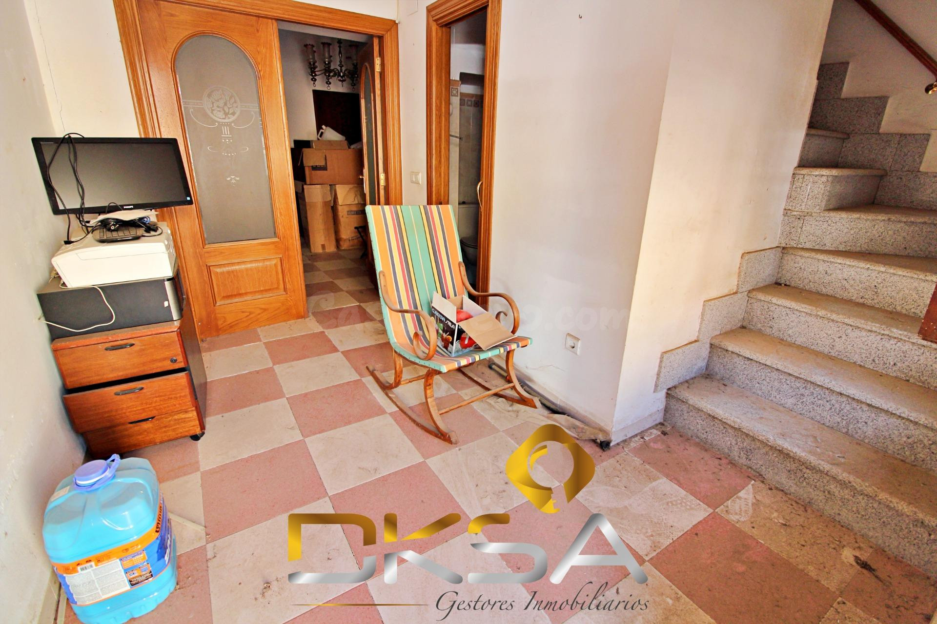 Bonita casa lista para entrar a vivir en el Ayuntamiento de  - foto 3
