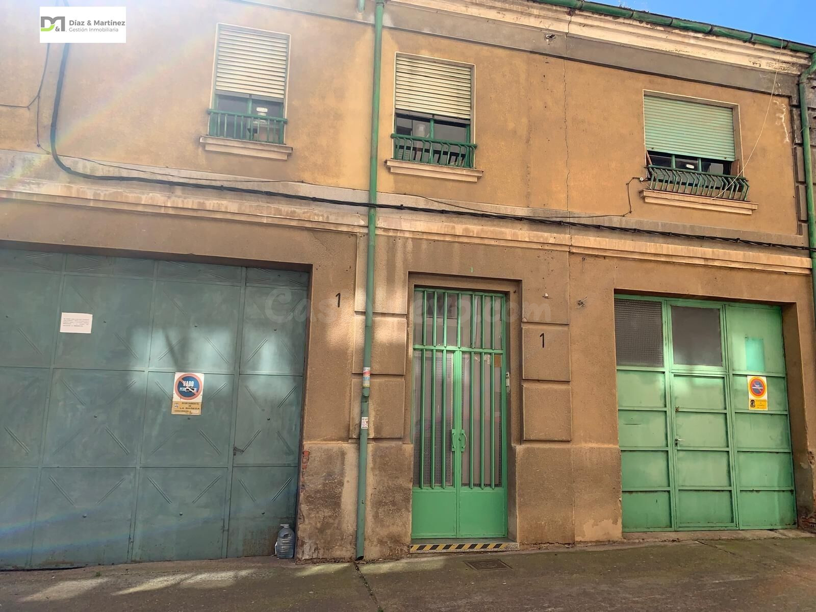 CASA CON PATIO EN LA BAÑEZA