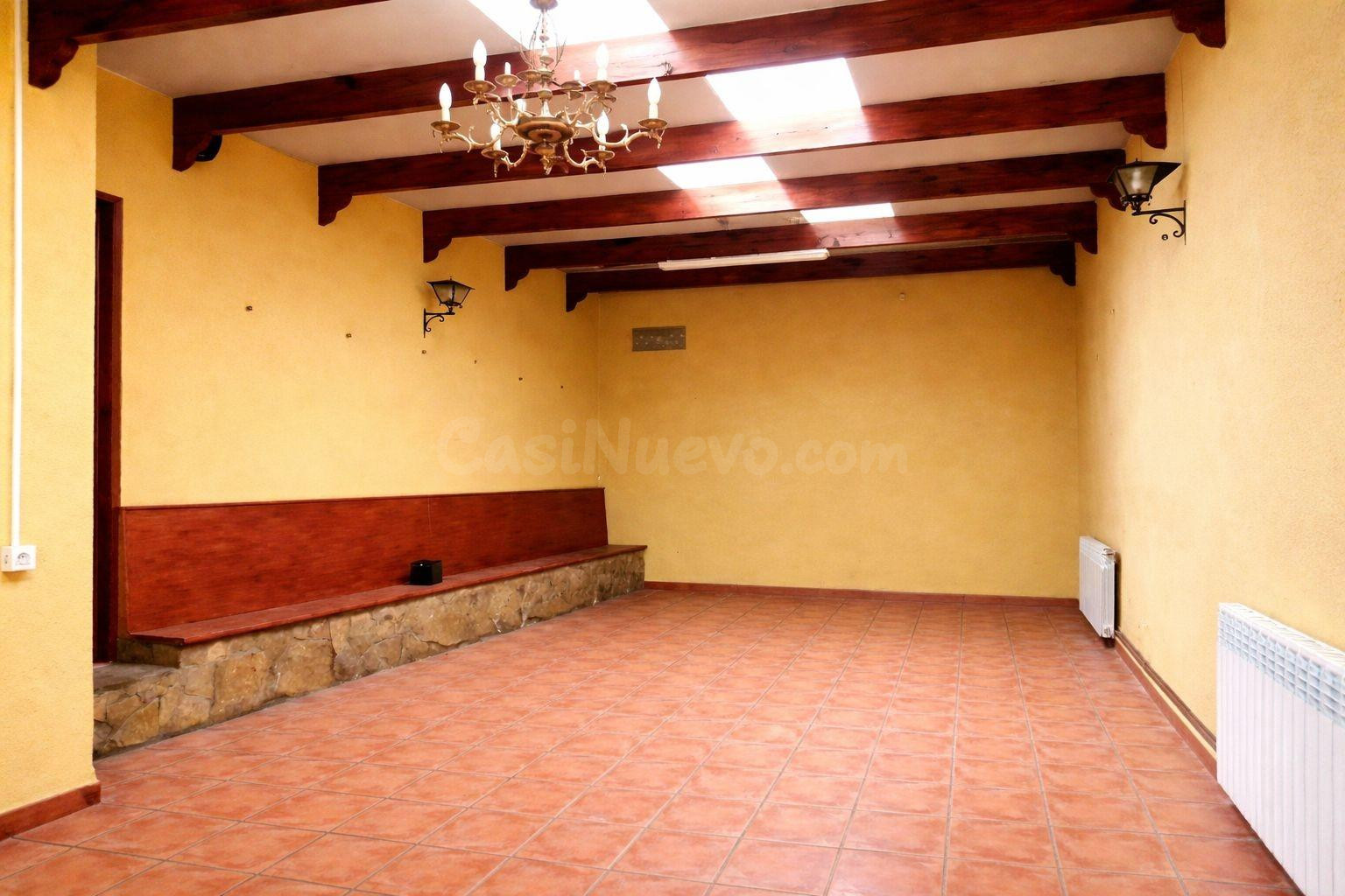 Espectacular casa en la plaza del pueblo de Cabanes (Castell - foto 3