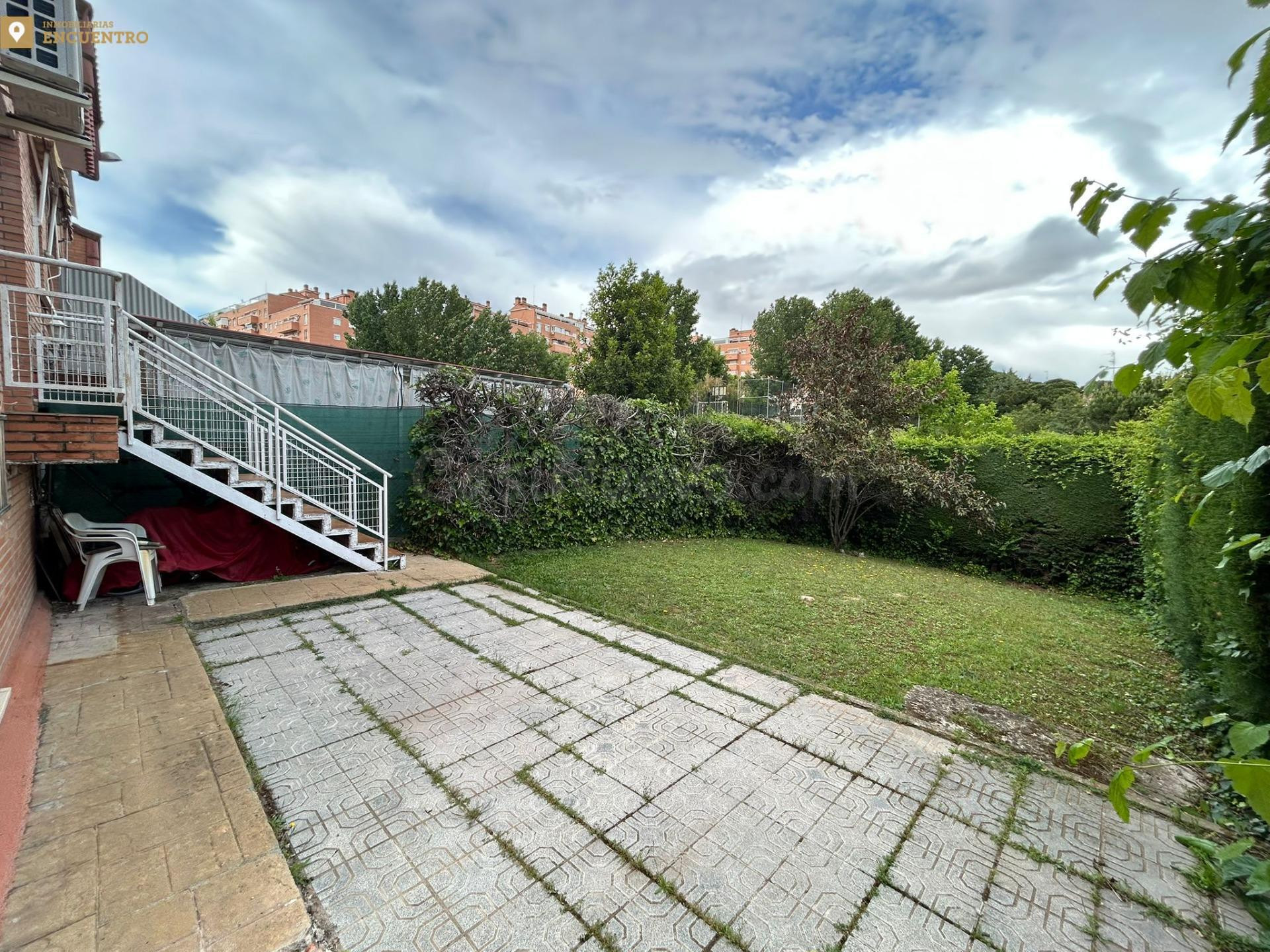 PRECIOSO CHALET PAREADO EN PARQUE COIMBRA - foto 5