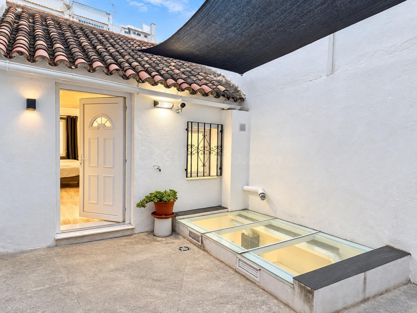 Una casa para entrar, dejar las maletas y empezar a vivir Salobreña