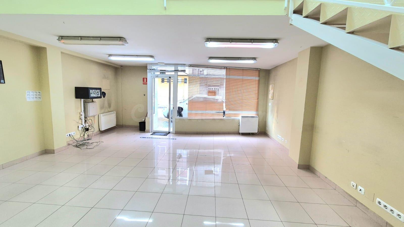 LOCAL COMERCIAL-ZONA TEMPLE