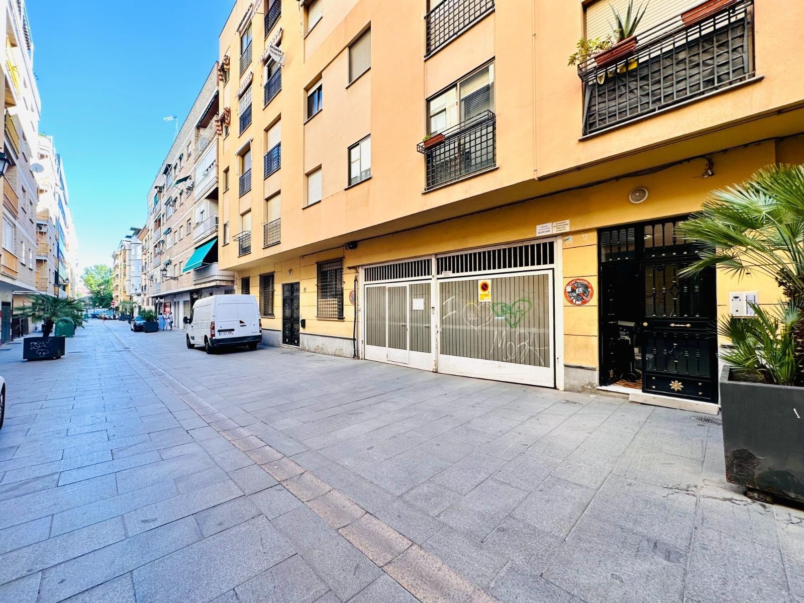 Plaza garaje en Calle Seminario