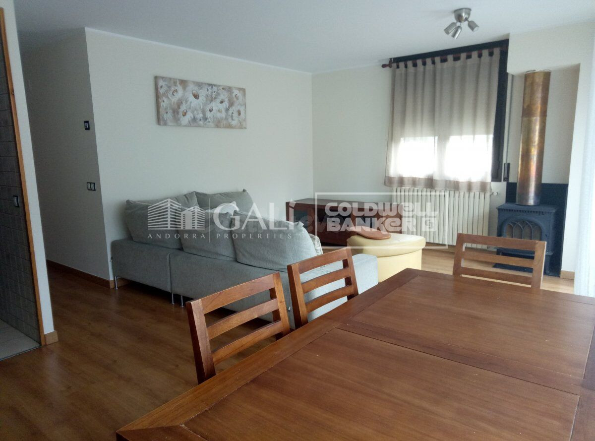 PISO AMUEBLADO CON PARKING EN CANILLO