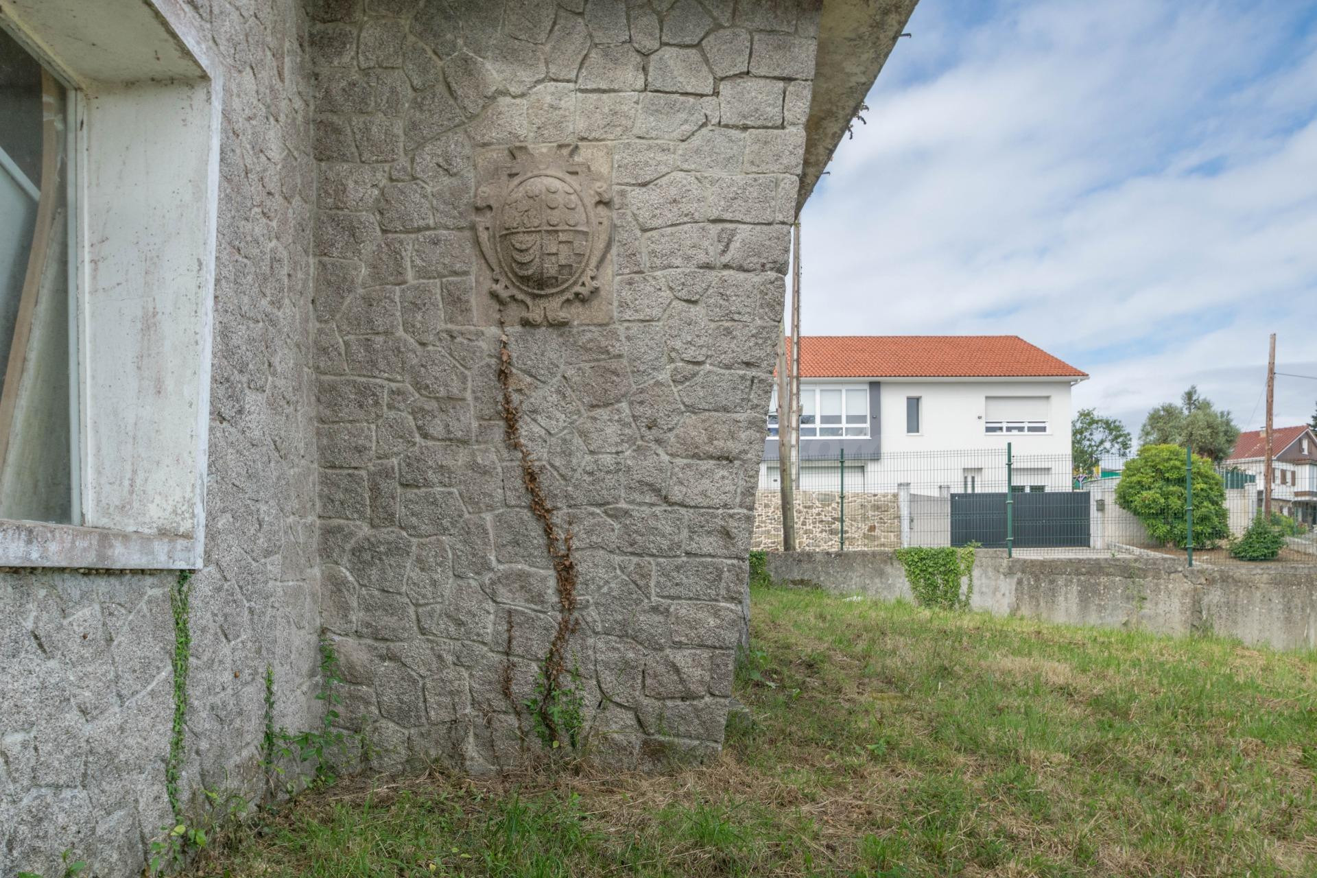 Casa con capilla para reformar en hermosa parcela de Brexo L - foto 4