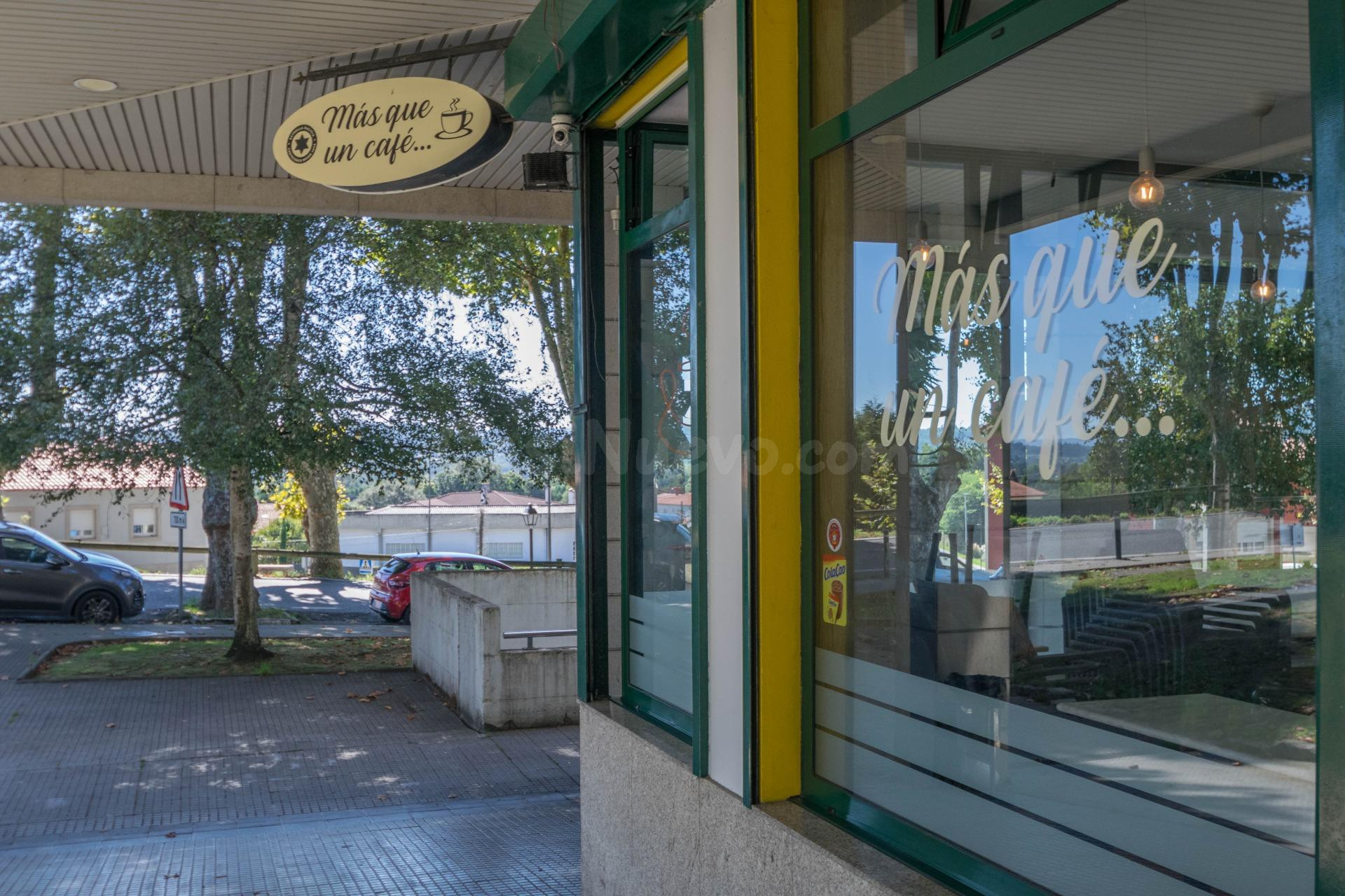 GRAN OPORTUNIDAD: CAFETERÍA CON AMPLIA TERRAZA EN EL CENTRO DE CAMBRE