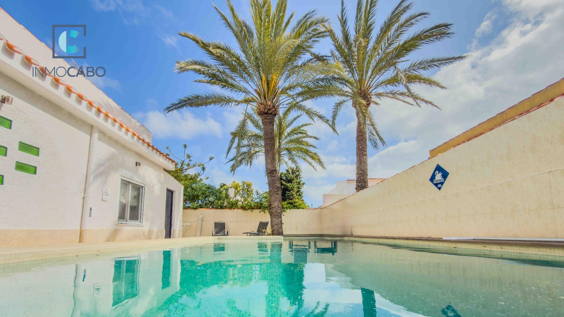 Villa exclusiva en La Manga – privacidad, piscina y a un paso del mar