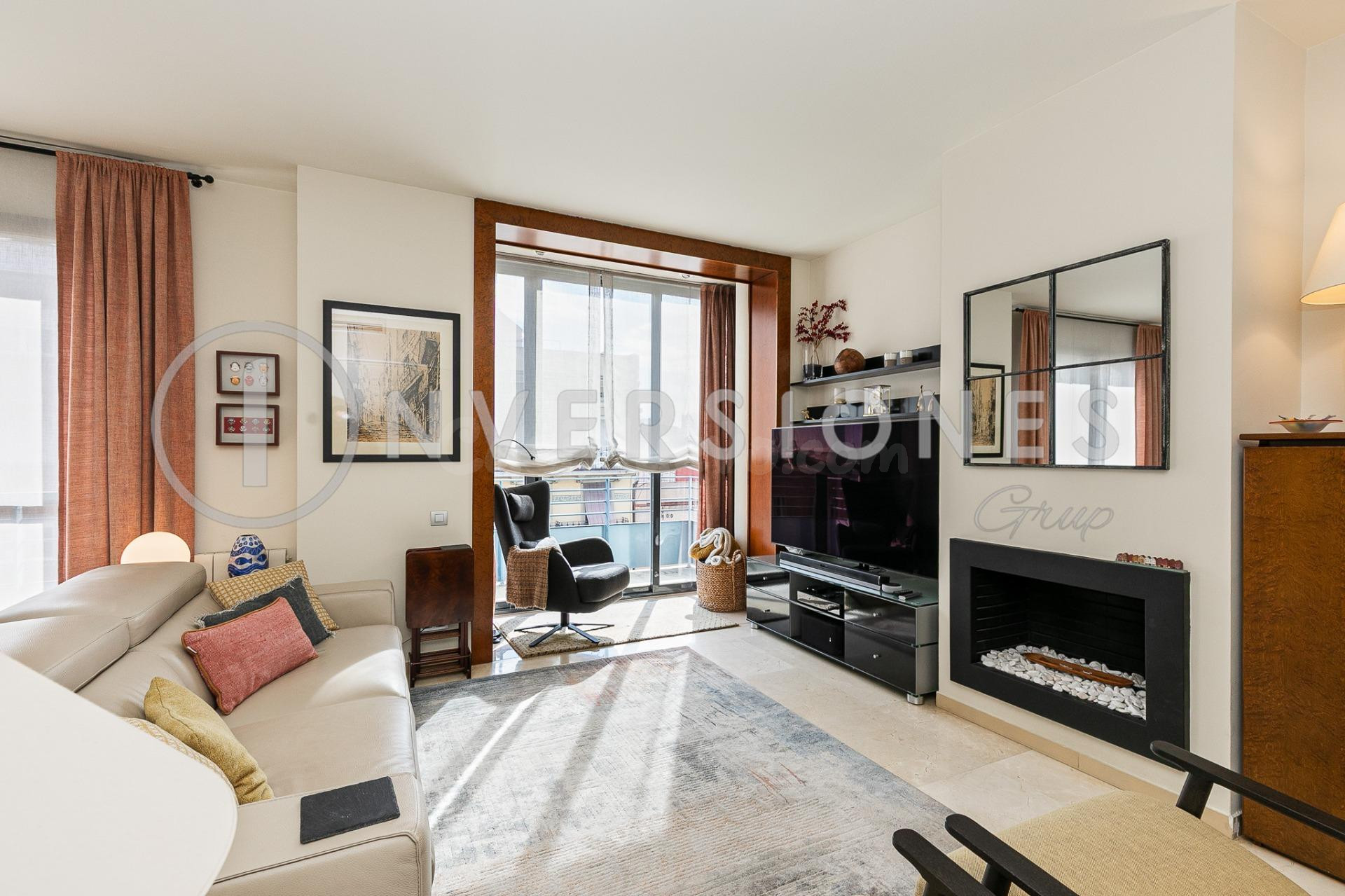 Ático Dúplex 4 habitaciones 154m² en venta - Sagrada Familia - foto 2