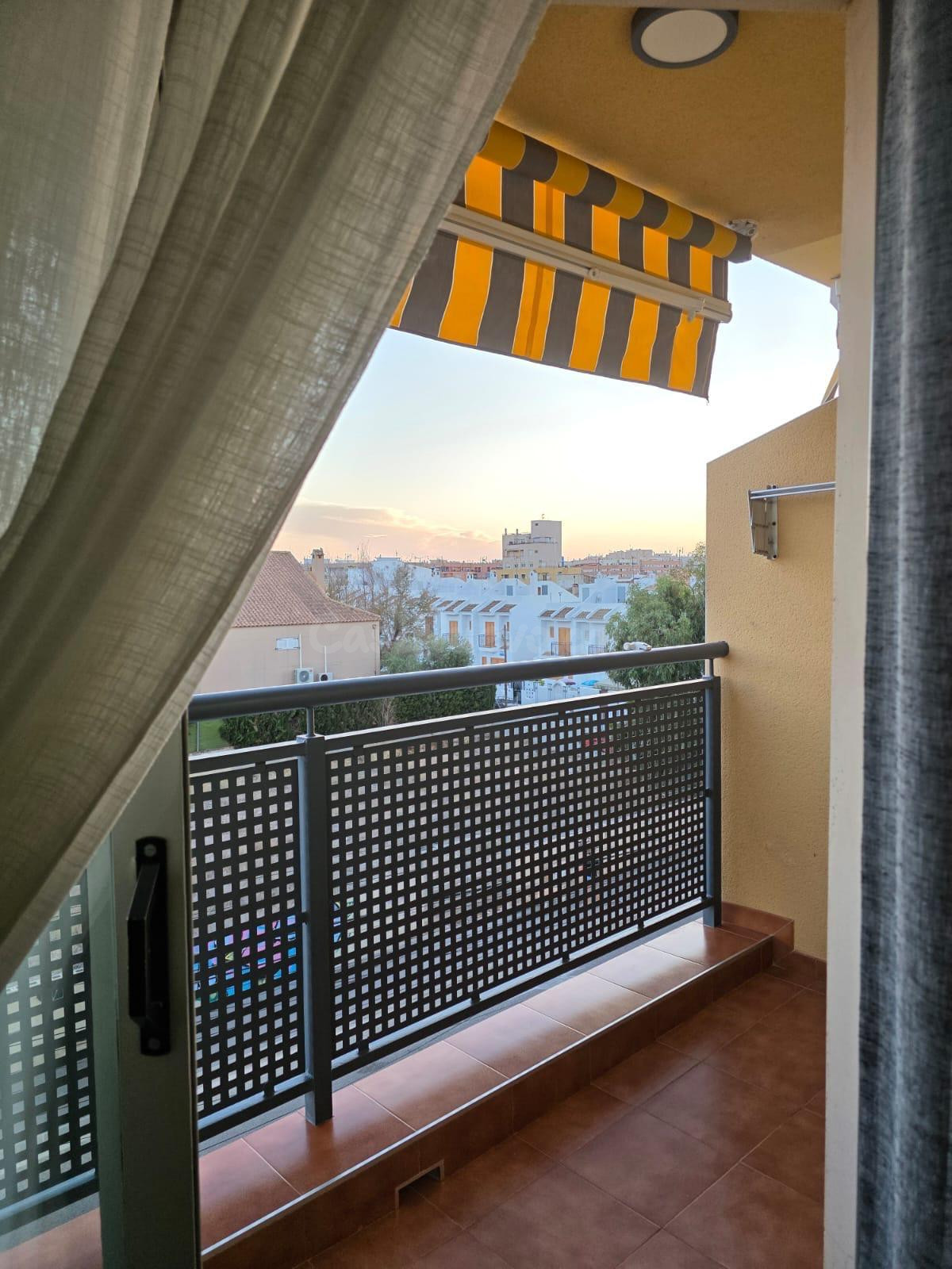 APARTAMENTO DE 1 DORMITORIO CON GARAJE INCLUIDO - ZONA NUEVA TORREVIEJA -