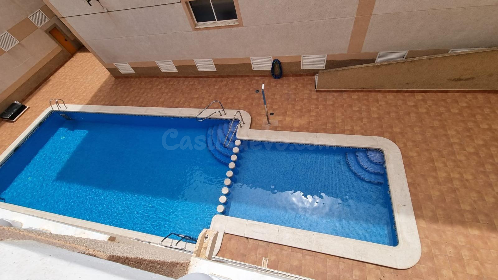 PLANTA BAJA DE 1 DORMITORIO A 700 METROS DEL MAR - ZONA TORREVIEJA -