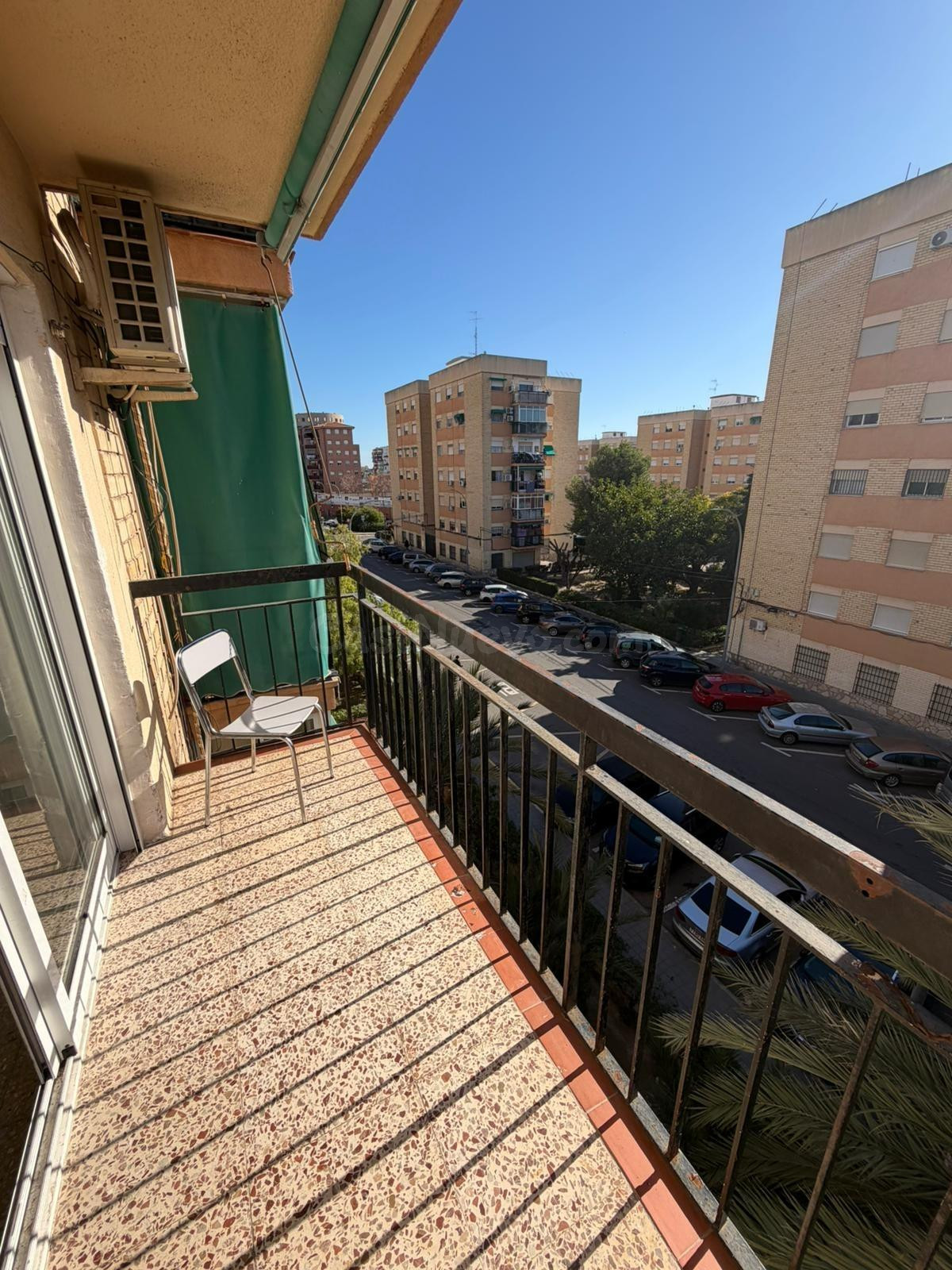VENTA DE VIVIENDA CON TERRAZA Y VISTAS DESPEJADAS ZONA VIRGEN DEL REMEDIO/JUAN XXIII