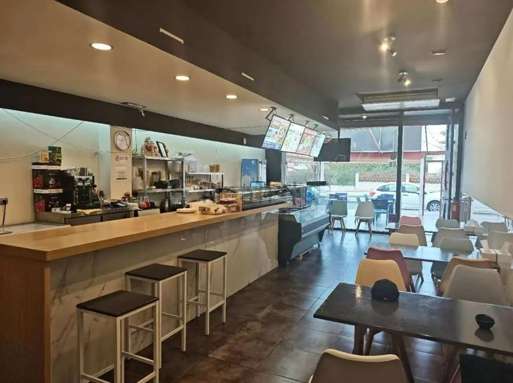 TRASPASO DE LOCAL COMERCIAL CON ACTIVIDAD RESTAURANTE ZONA SANTO DOMINGO