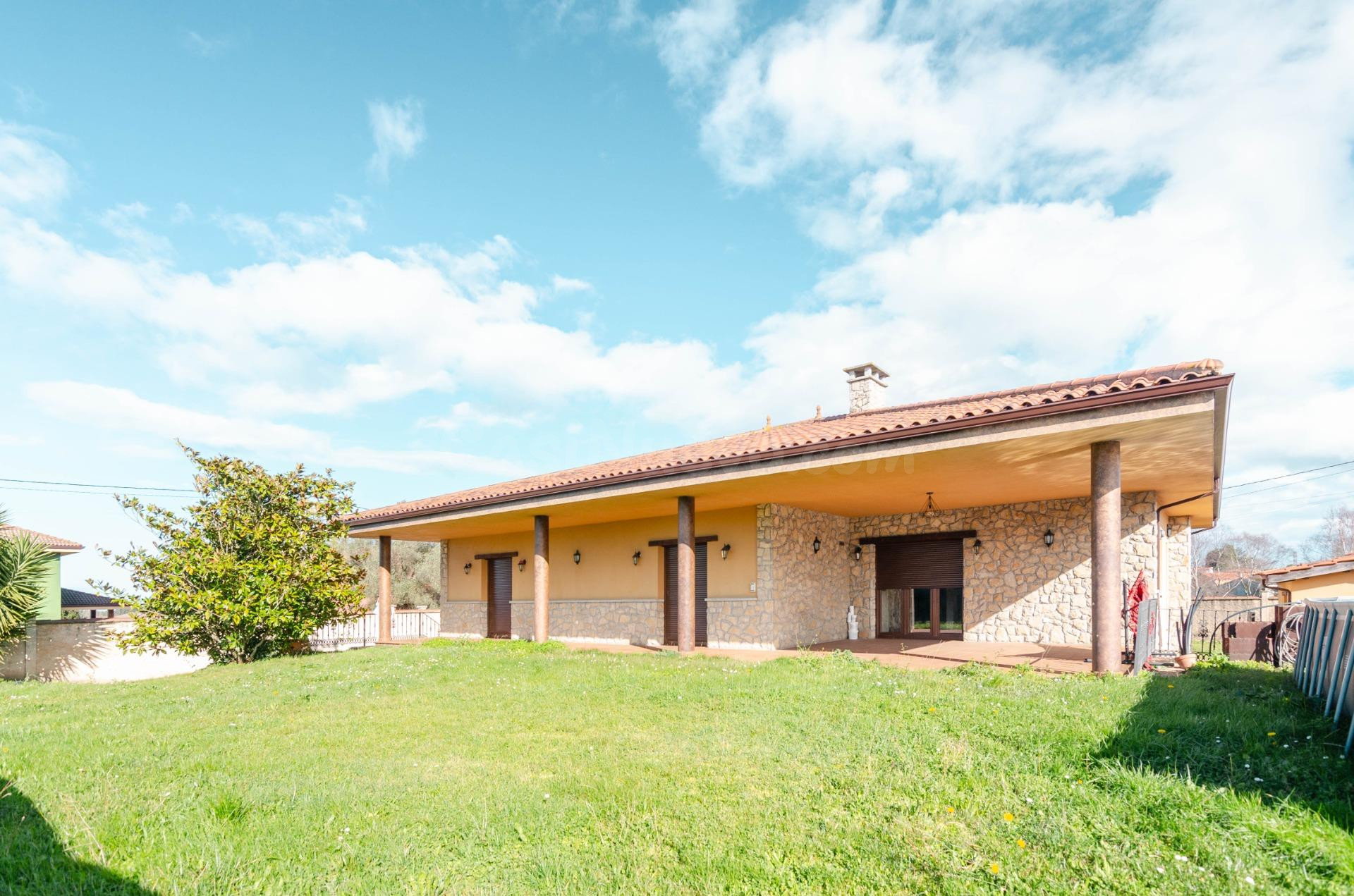 Chalet en Castrillón Avilés - foto 3