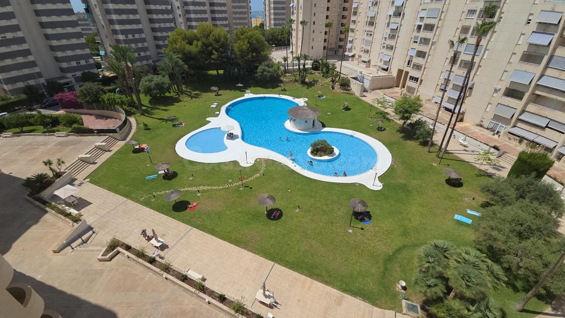 PISO EN URBANIZACIÓN PREMIUM A 150M DE LA PLAYA Y CON VISTAS AL MAR INFINITAS