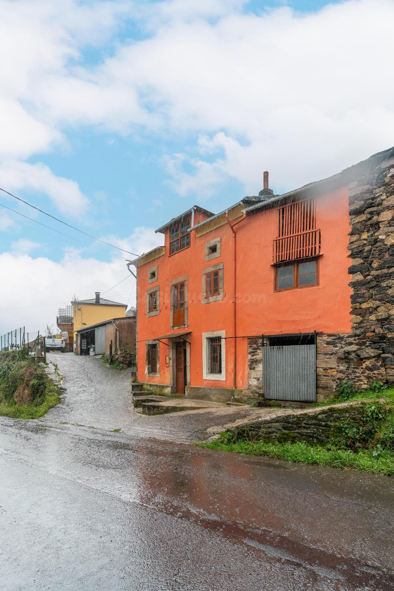 COQUETA CASA PARA REHABILITAR A CINCO MINUTOS DE TODOS LOS S - foto 3