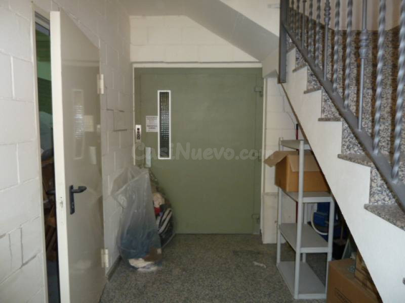1ª planta de nave industrial en Polígon Les Comes - foto 4