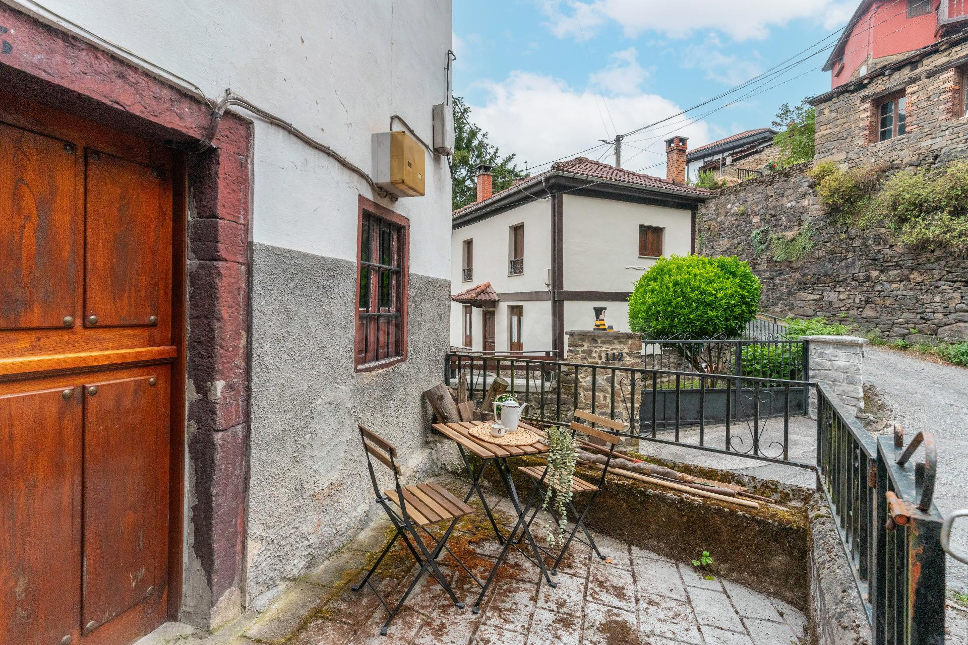 Casa adosada con tejado renovado, 350 m2 construídos con vis - foto 3