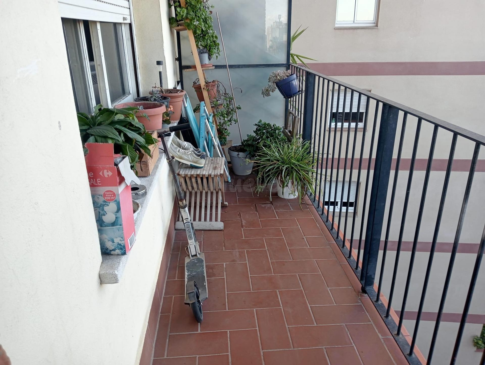 Piso céntrico de 3 habitaciones a reformar - foto 5