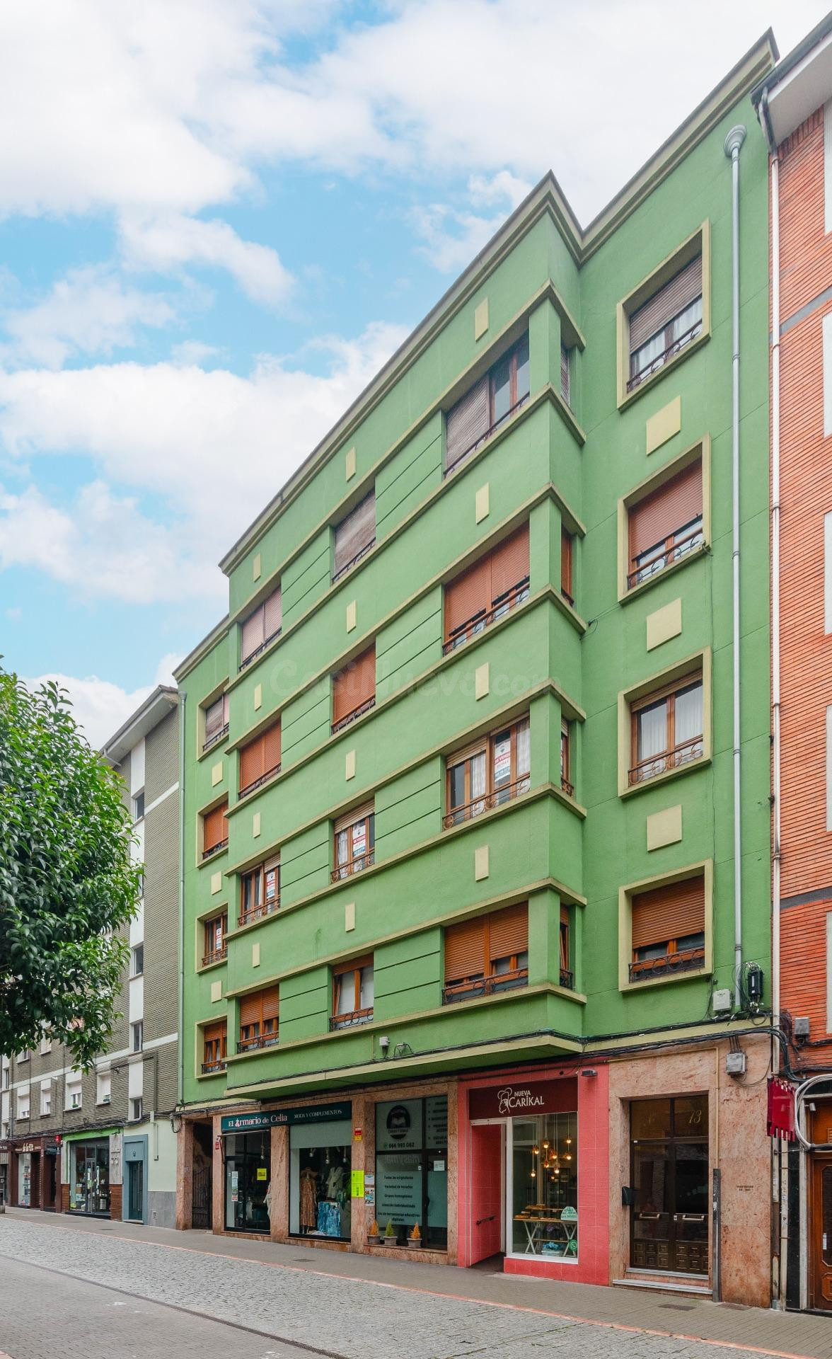 CASI 200 METROS DE PISO EN EL CENTRO DE MIERES - foto 4