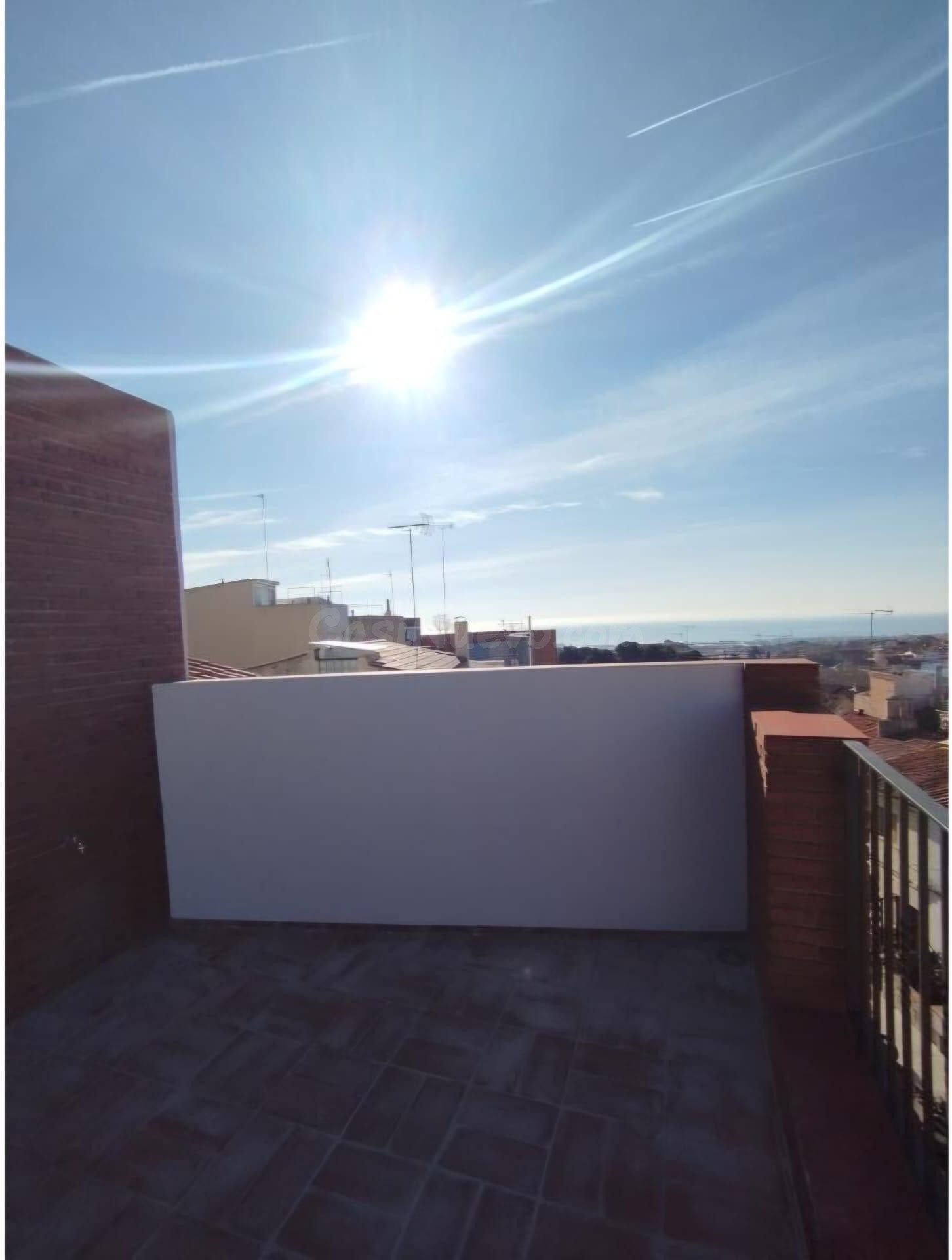Ático dúplex en Vilassar de Dalt - foto 2