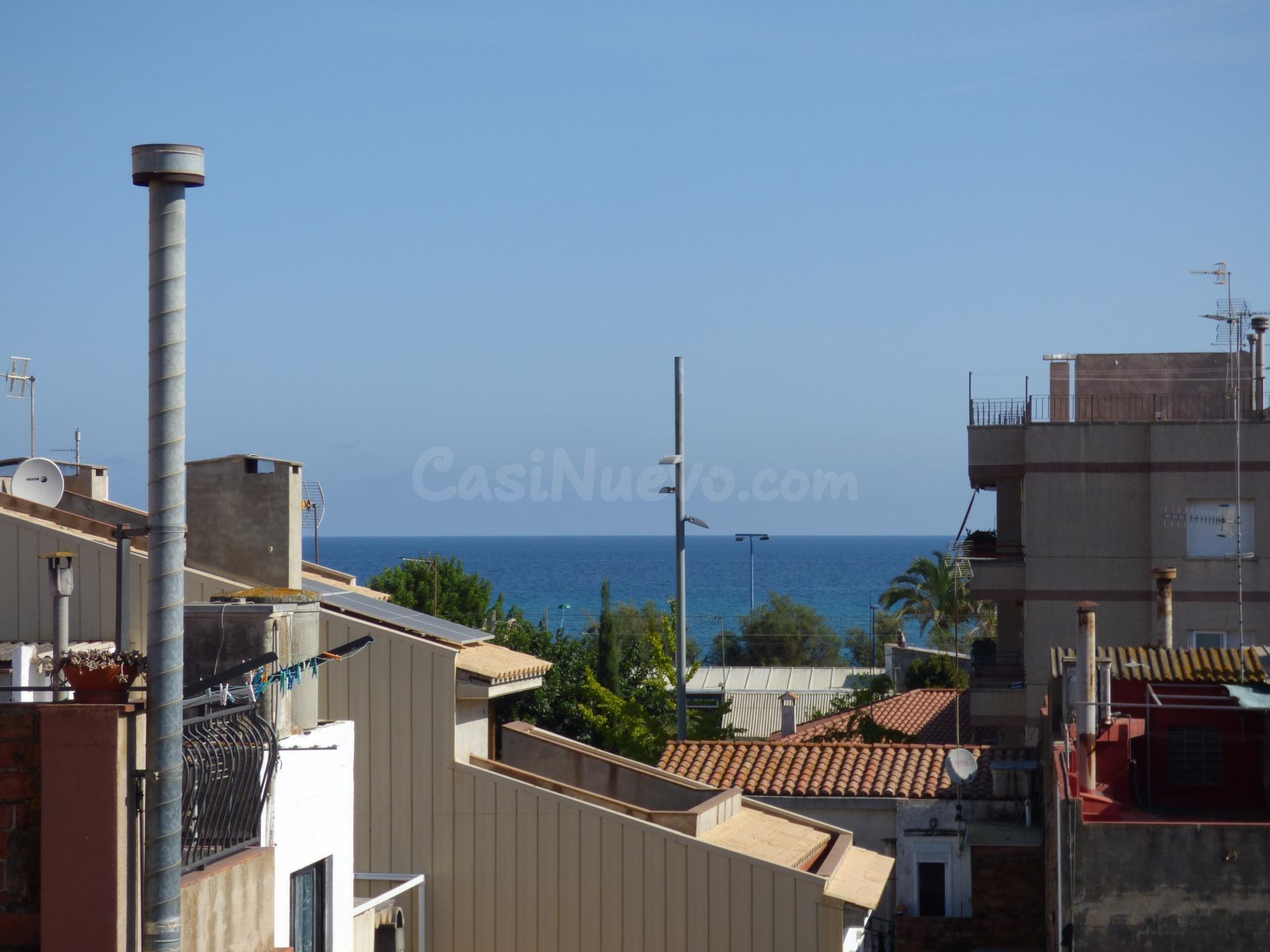 Amplio piso con terraza y vistas al mar en el centro de Malgrat de Mar
