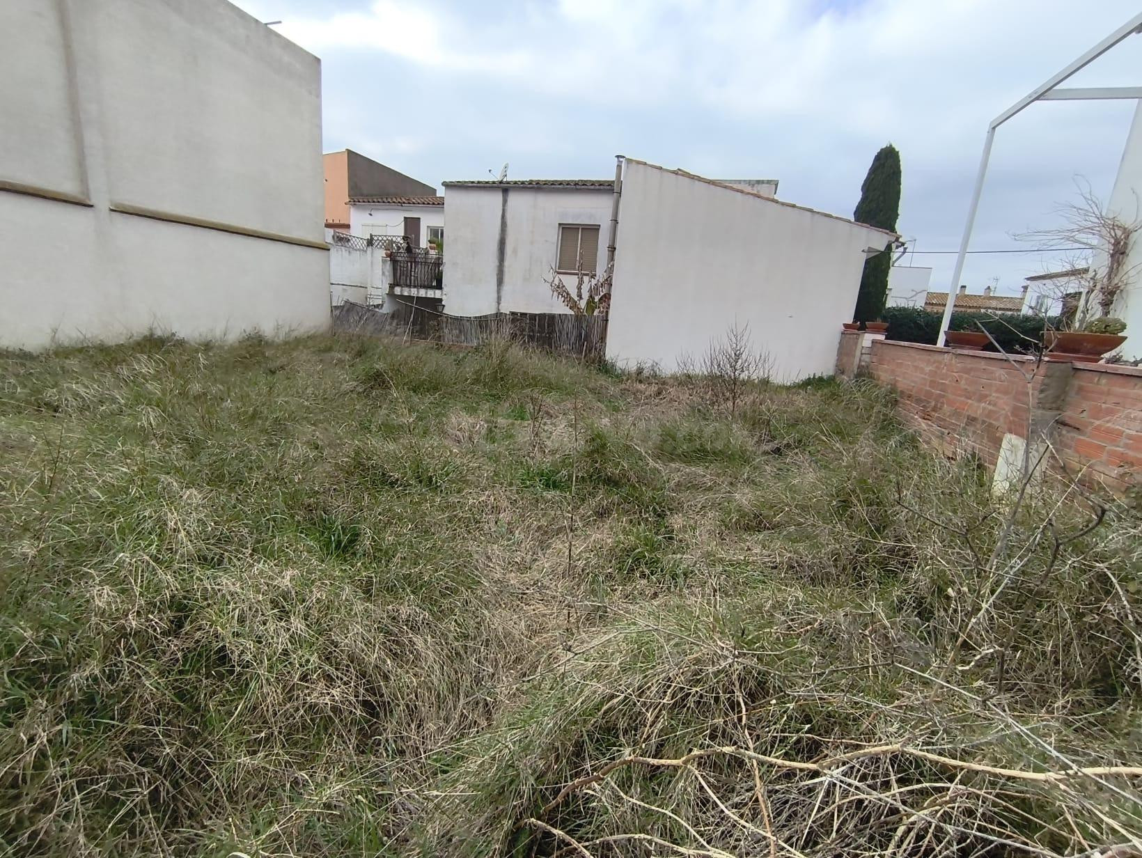 Parcela Edificable en Torroella de Montgrí - foto 2