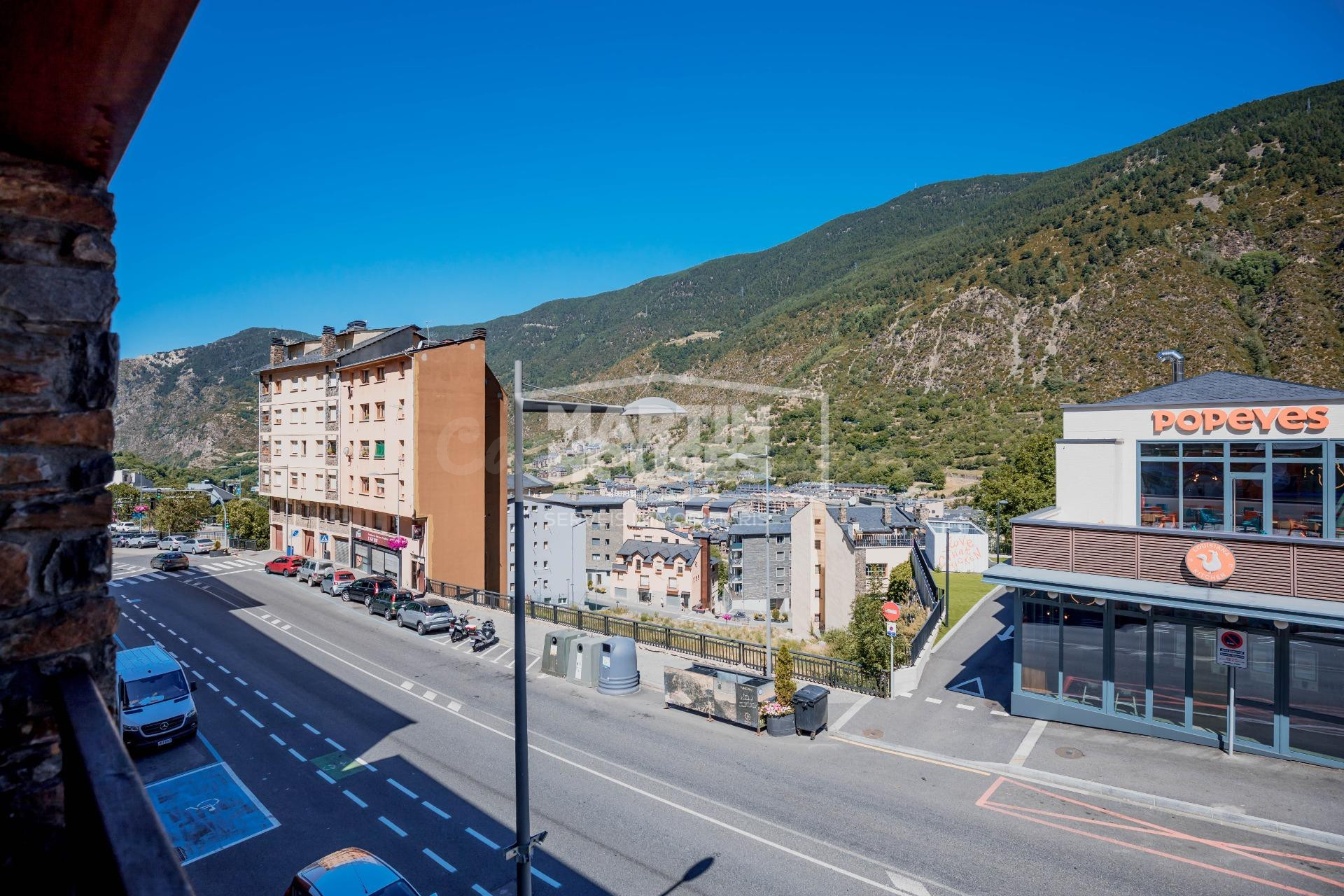 PISO EN VENTA CON RENTABILIDAD INMEDIATA · 2 habitaciones Y VISTAS DESPEJADAS