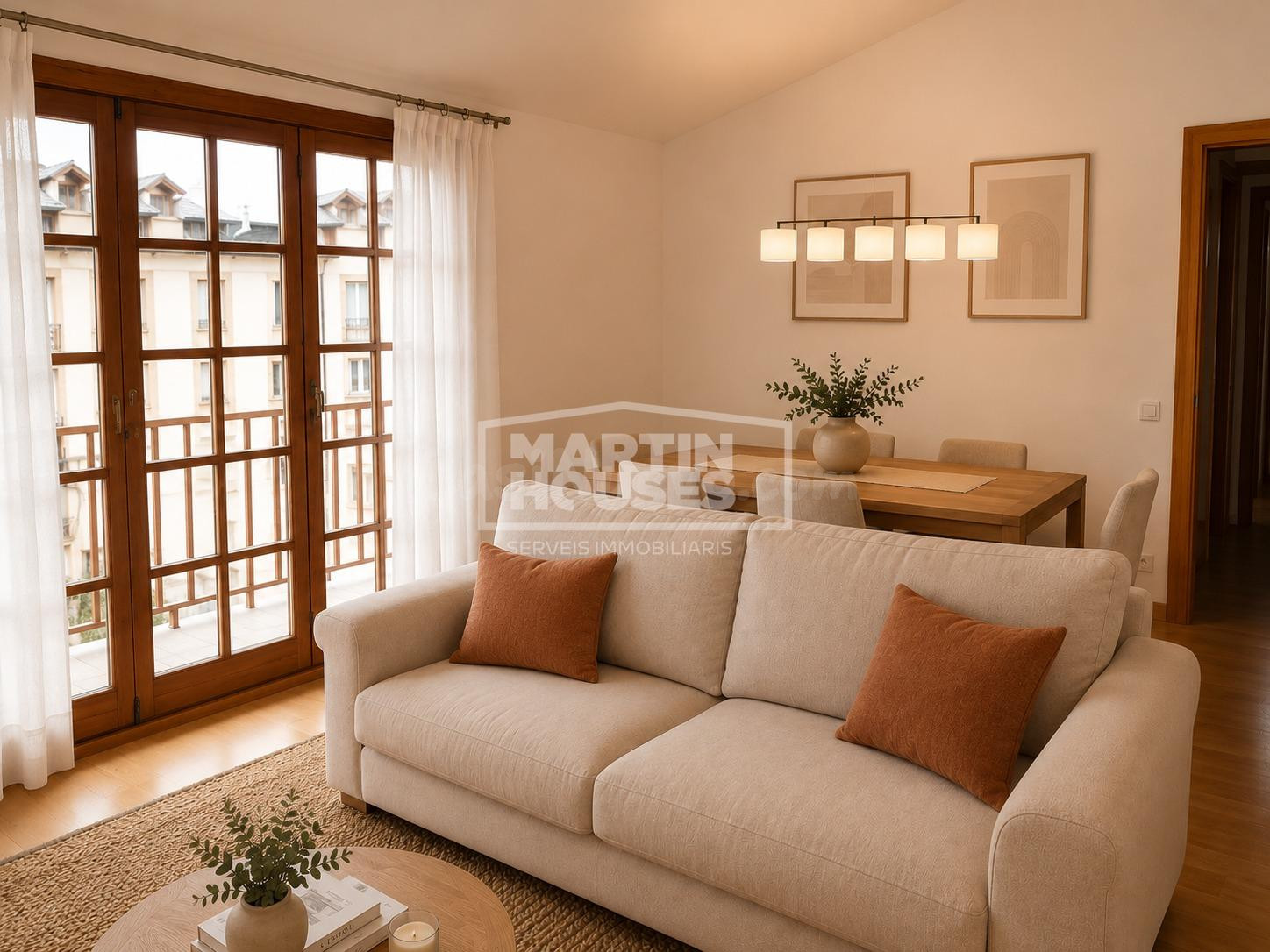 PISO EN VENTA EN CANILLO · 3 habitaciones, 2 BAÑOS, TERRAZA, PARKING Y TRASTERO