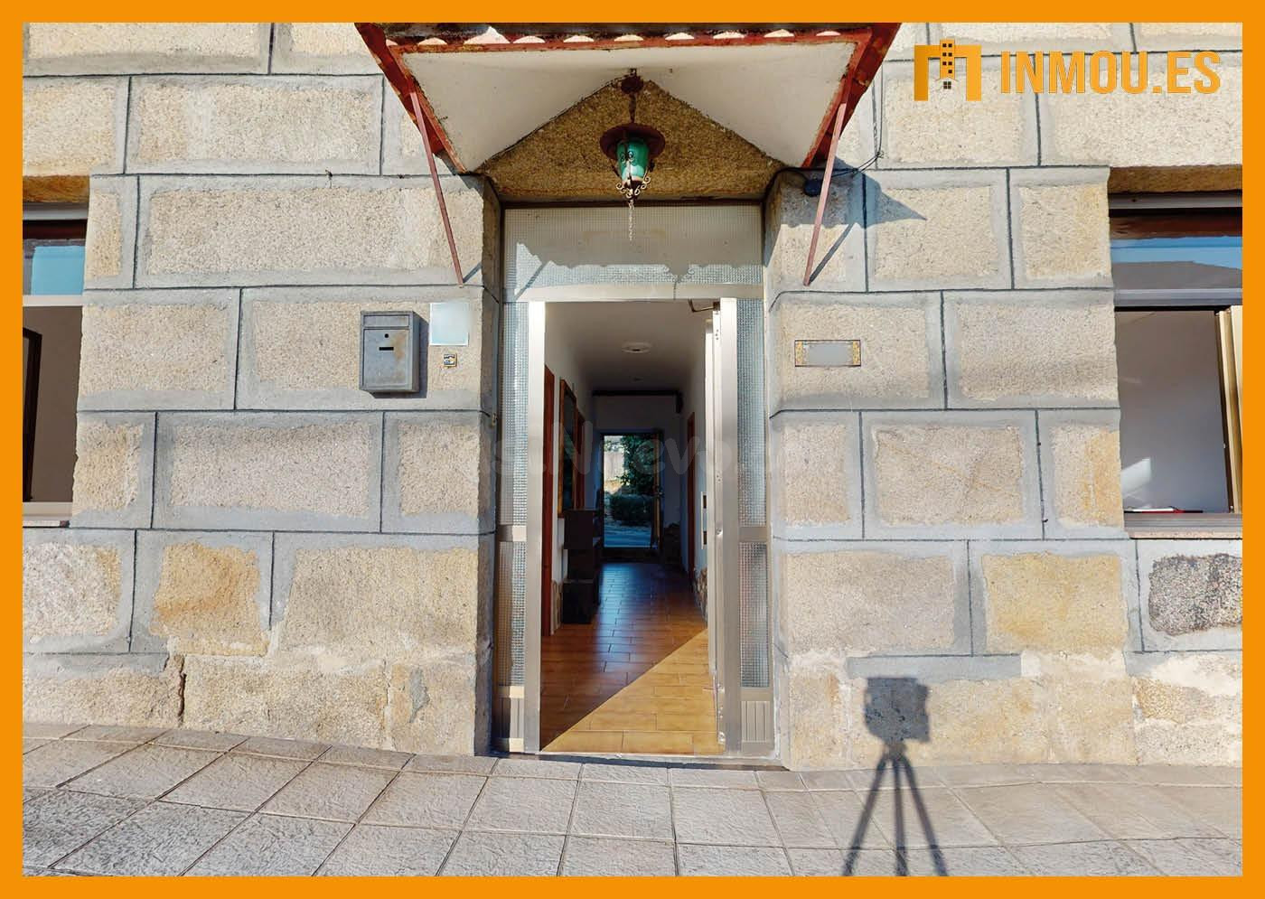 CASA EN VENTA EN LA CASTELLANA, POLIGONO SAN CIBRAO, OURENSE - foto 2