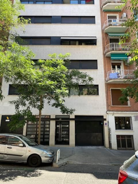 Garaje 15m² en alquiler - Chamberí