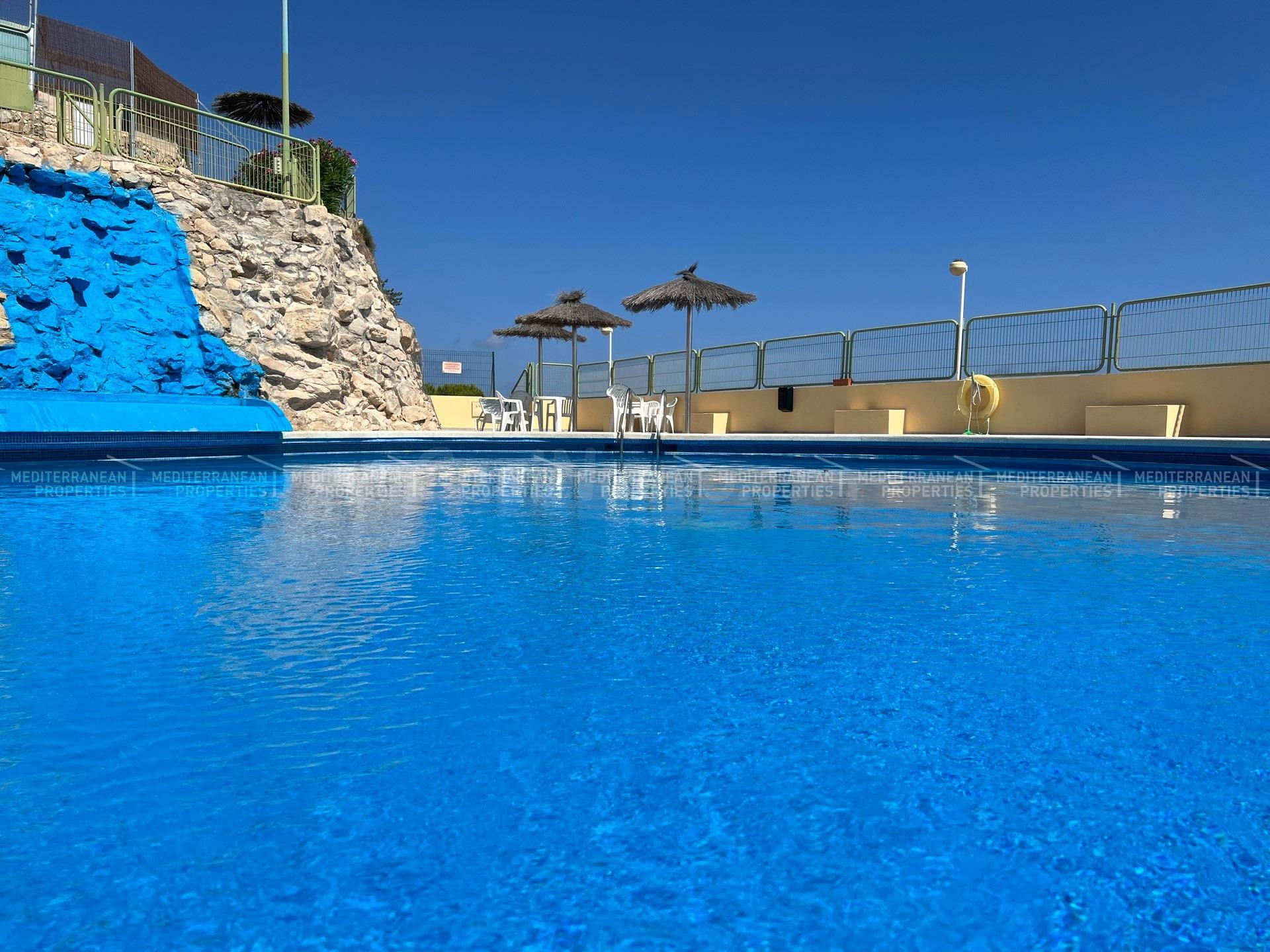 Apartamento con vistas al mar en la Cala de Benidorm