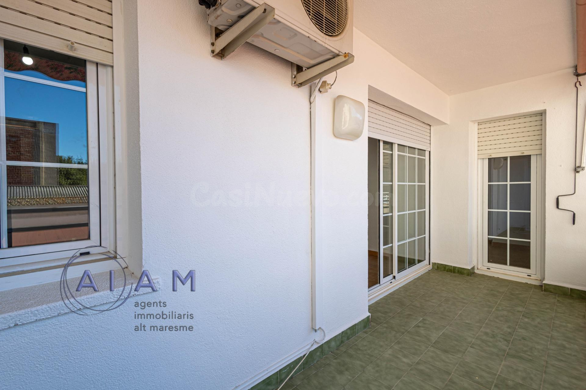 Piso muy céntrico con 4 habitaciones