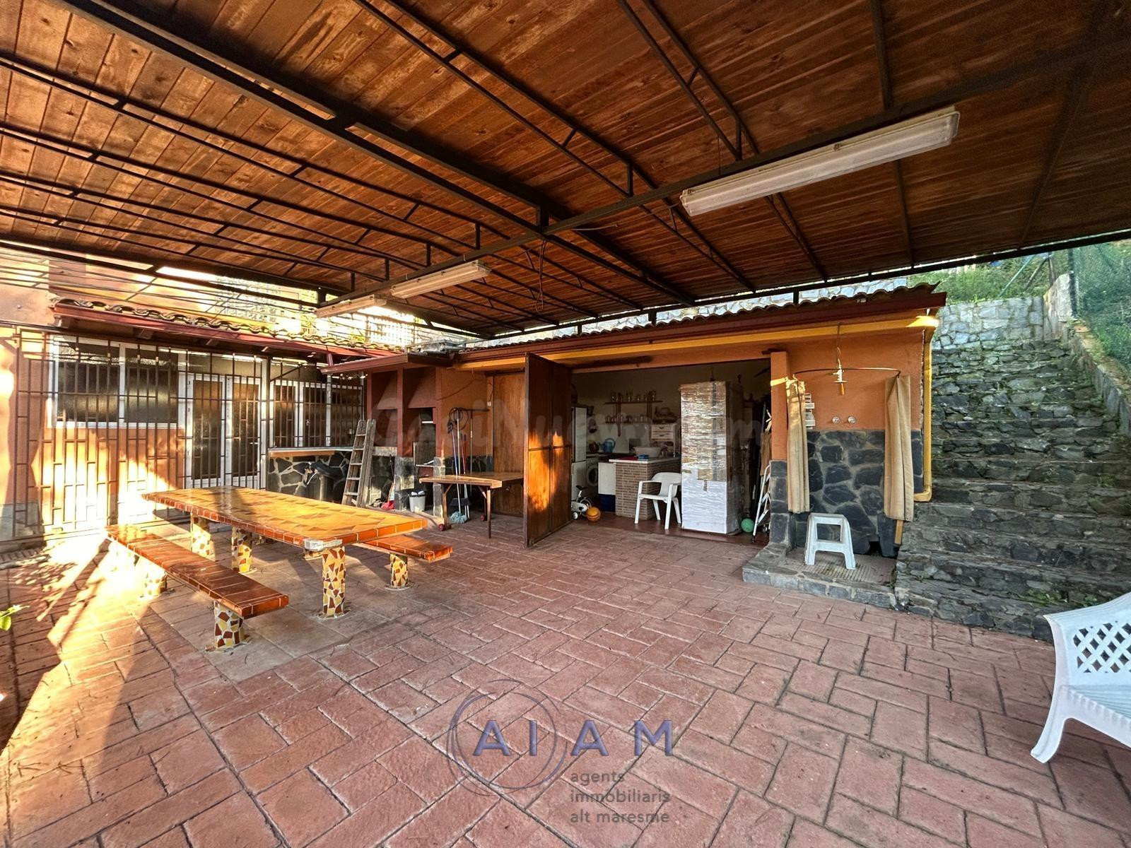 CHALET  MAS TERRENO INDEPENDIENTE EN TORDERA  PARK