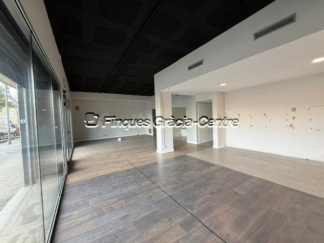 LOCAL COMERCIAL EN ALQUIER EN RAMBLA EUROPA - foto 2