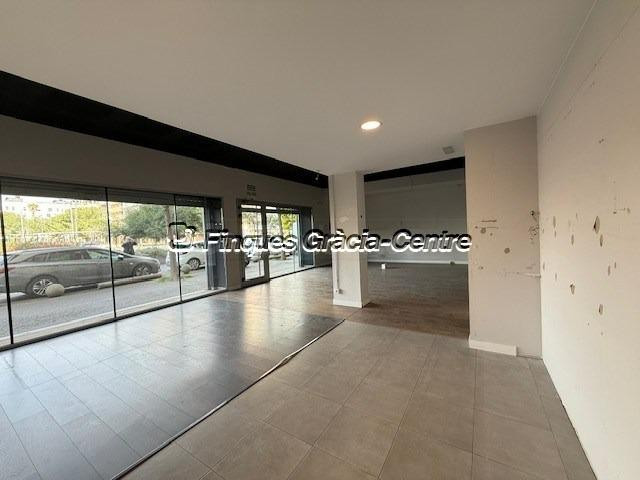 LOCAL COMERCIAL EN ALQUIER EN RAMBLA EUROPA - foto 3