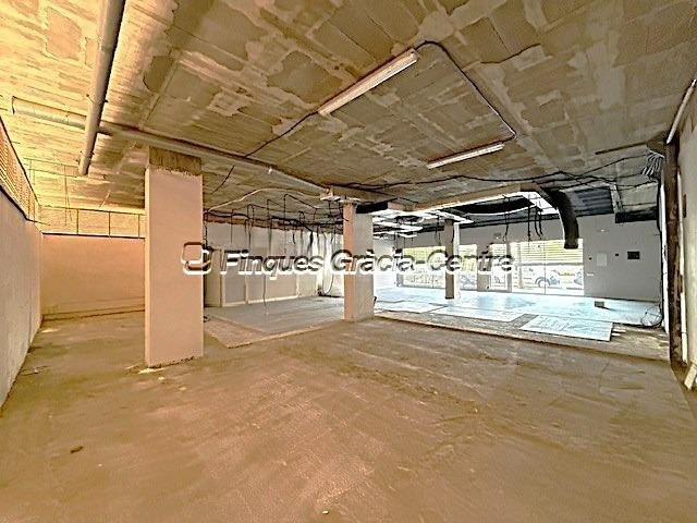 LOCAL COMERCIAL EN ALQUIER EN RAMBLA EUROPA - foto 5