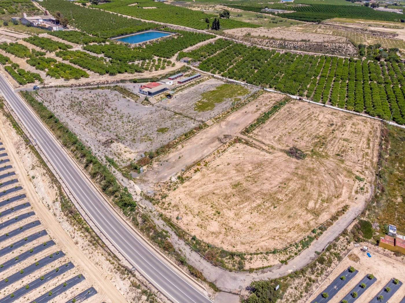 SE VENDE FINCA RÚSTICA DE 27.000 m Los Montesinos